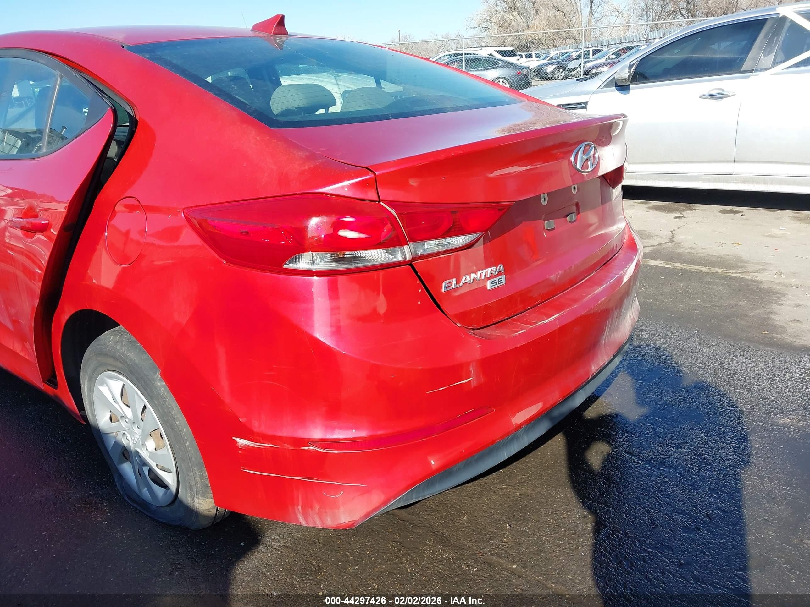 2017 Hyundai Elantra Se Red vin: 5NPD74LF0HH147860