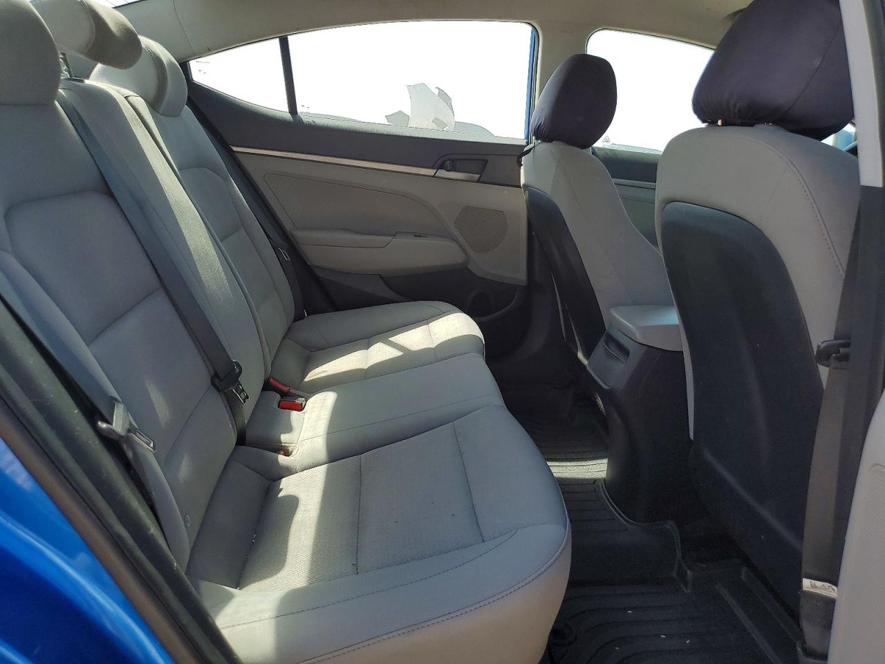 2017 Hyundai Elantra Se Синий vin: 5NPD74LF0HH211394