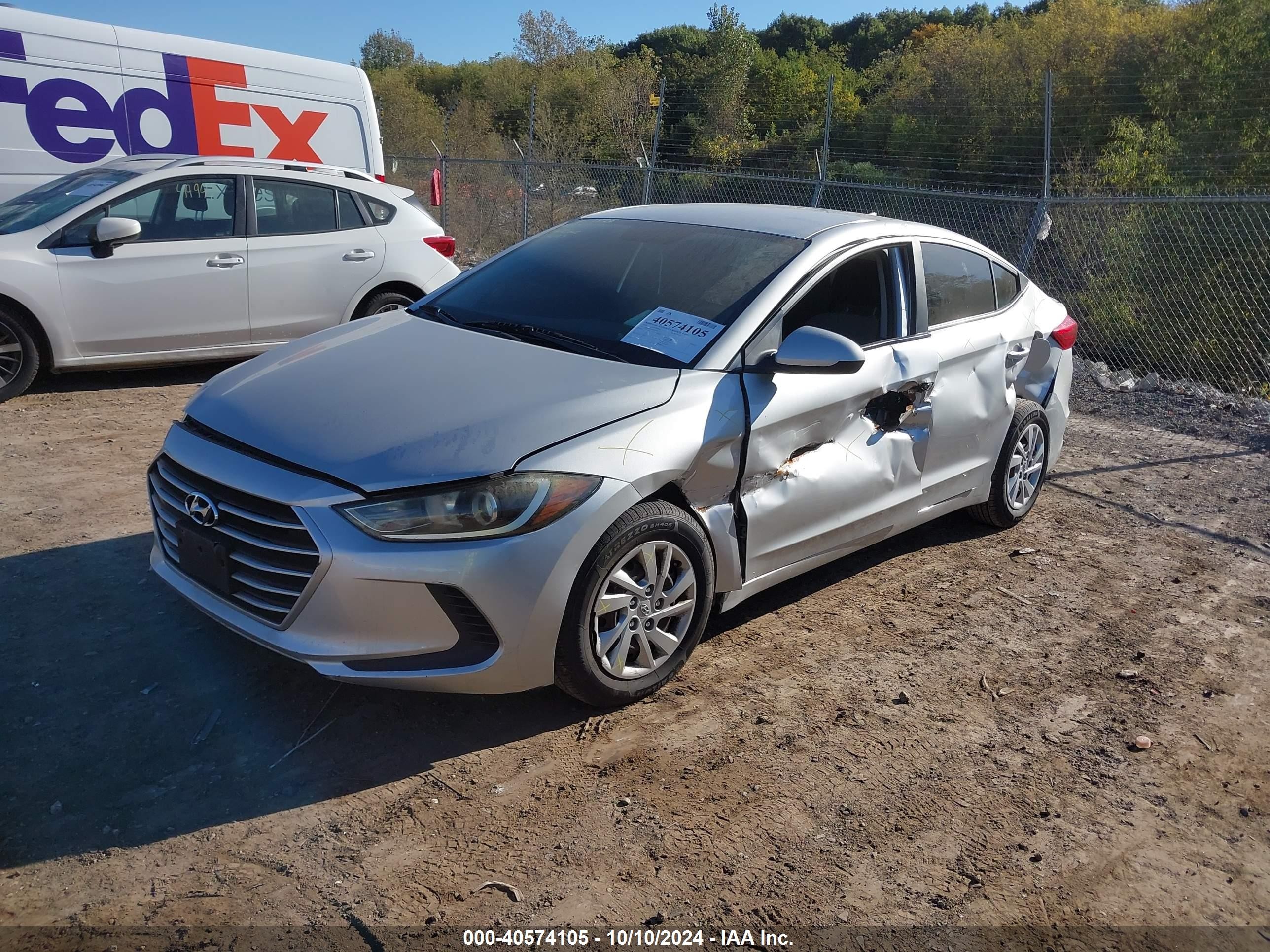2018 Hyundai Elantra Se Silver vin: 5NPD74LF0JH393295