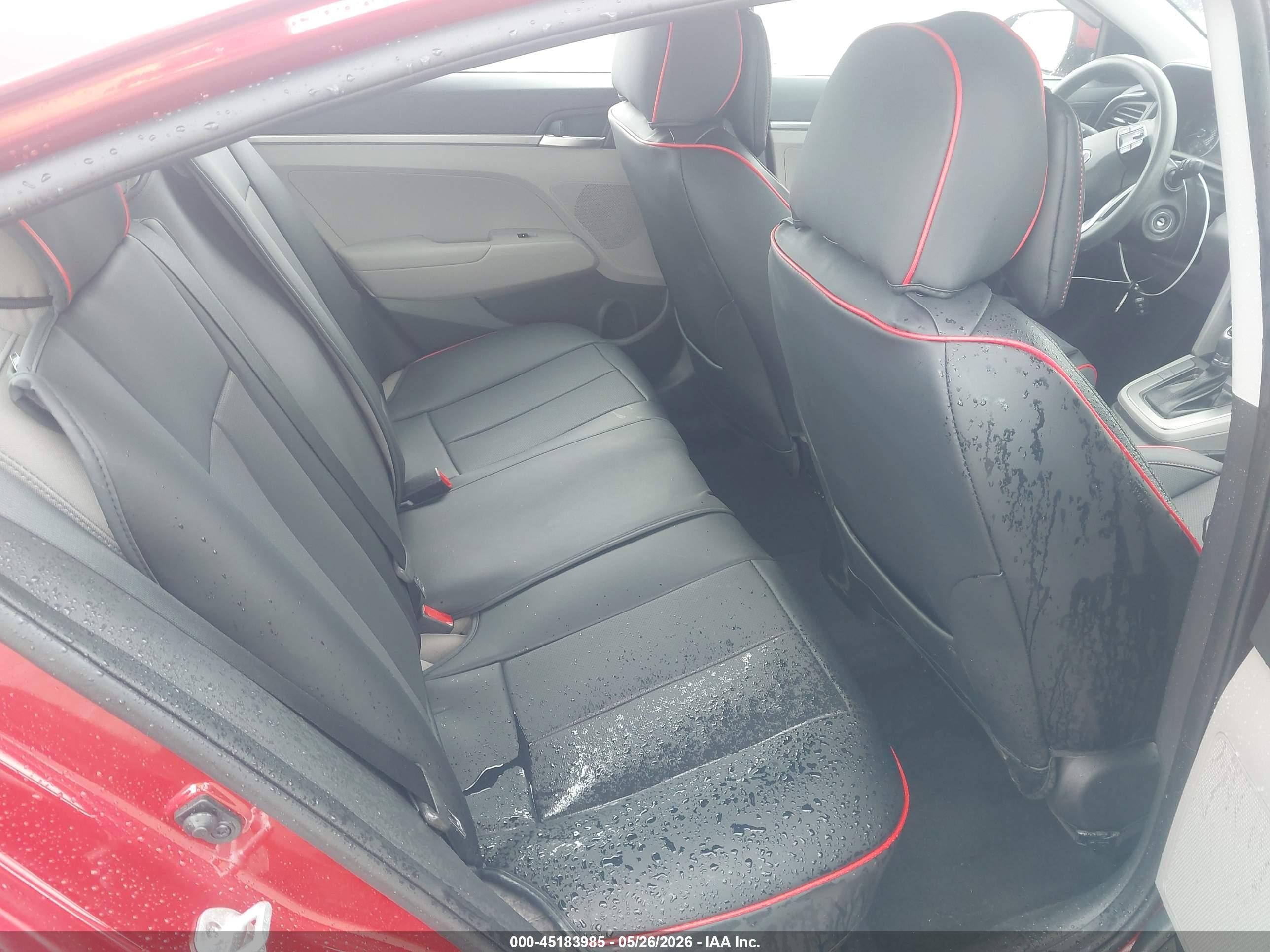 2019 Hyundai Elantra Se Red vin: 5NPD74LF0KH473469