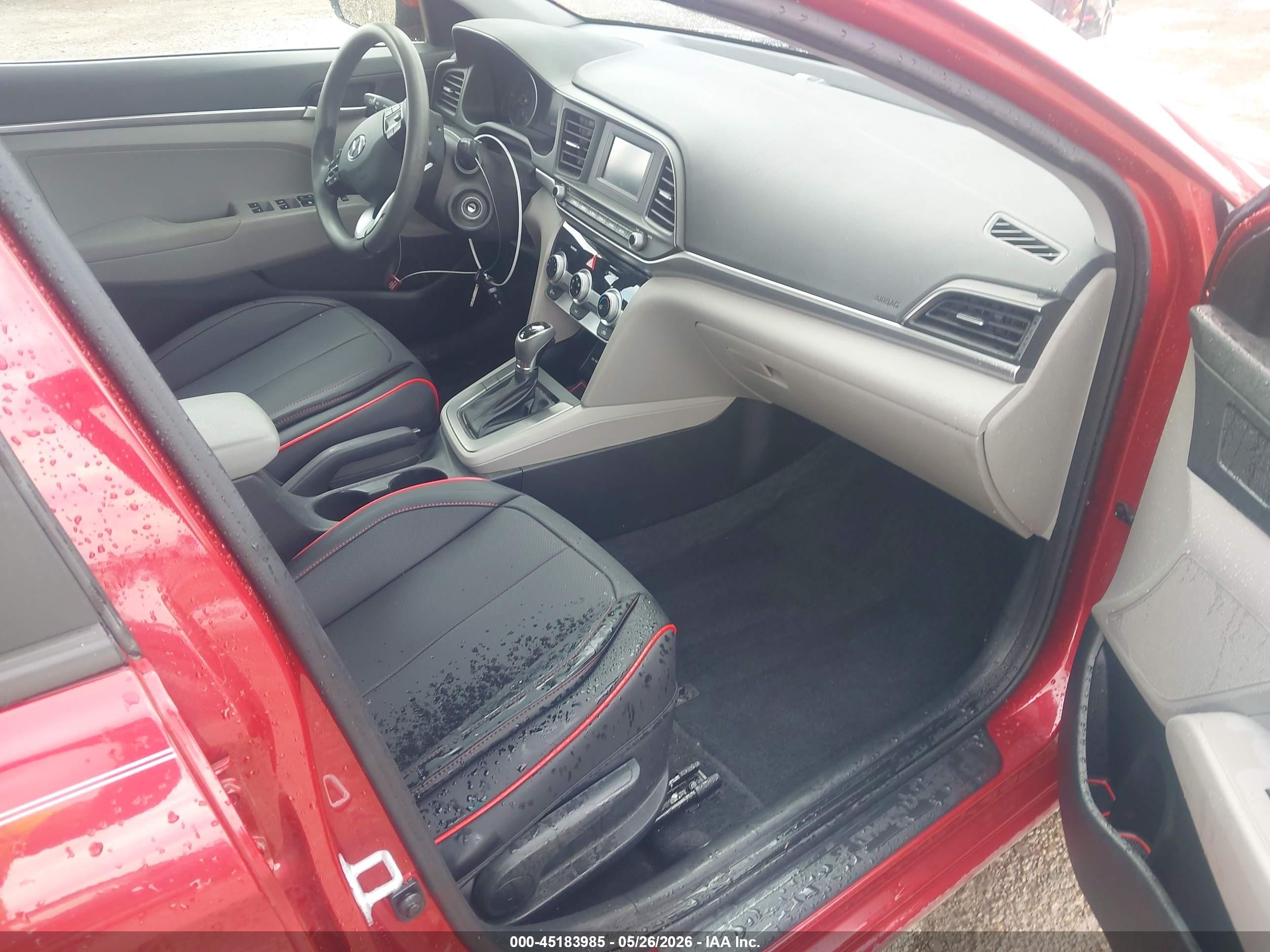 2019 Hyundai Elantra Se Red vin: 5NPD74LF0KH473469