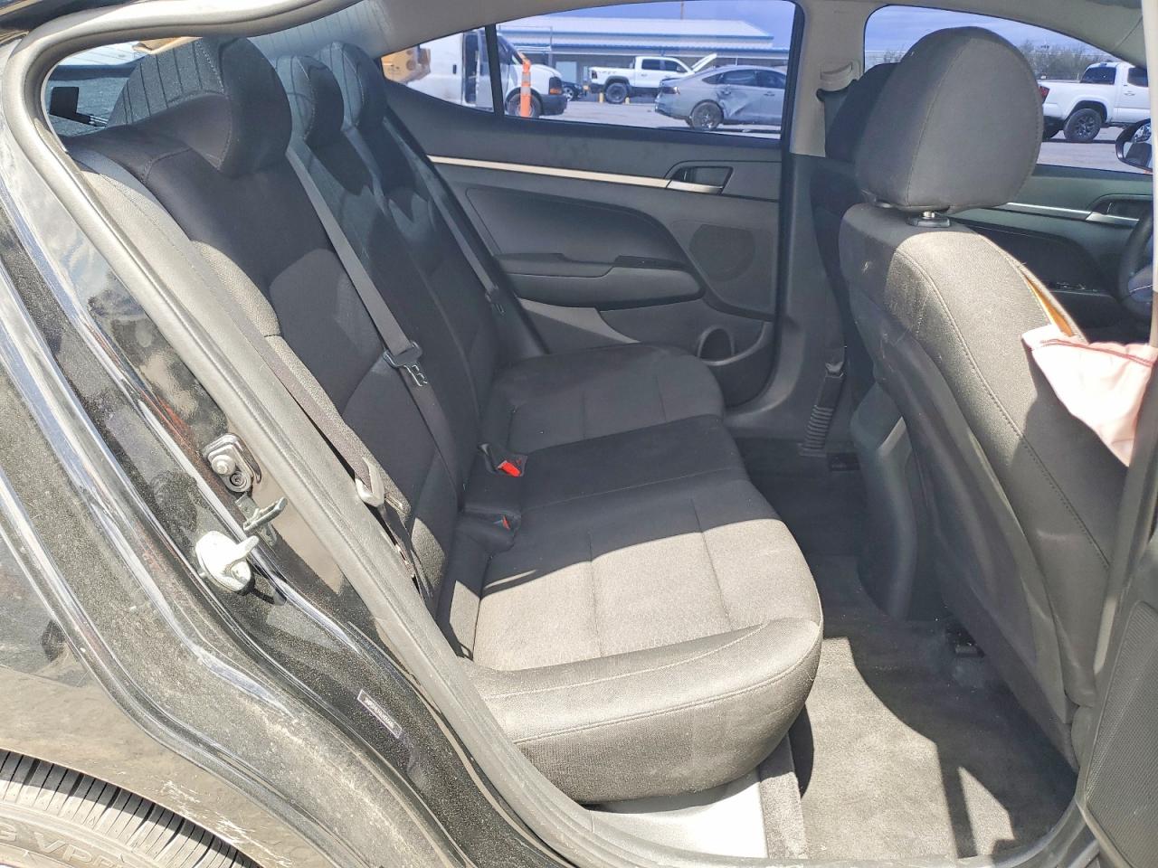 2020 Hyundai Elantra Se Black vin: 5NPD74LF0LH555686