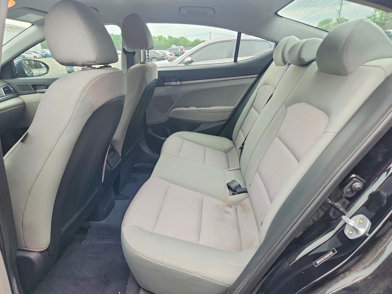2017 Hyundai Elantra Se Черный vin: 5NPD74LF1HH094330
