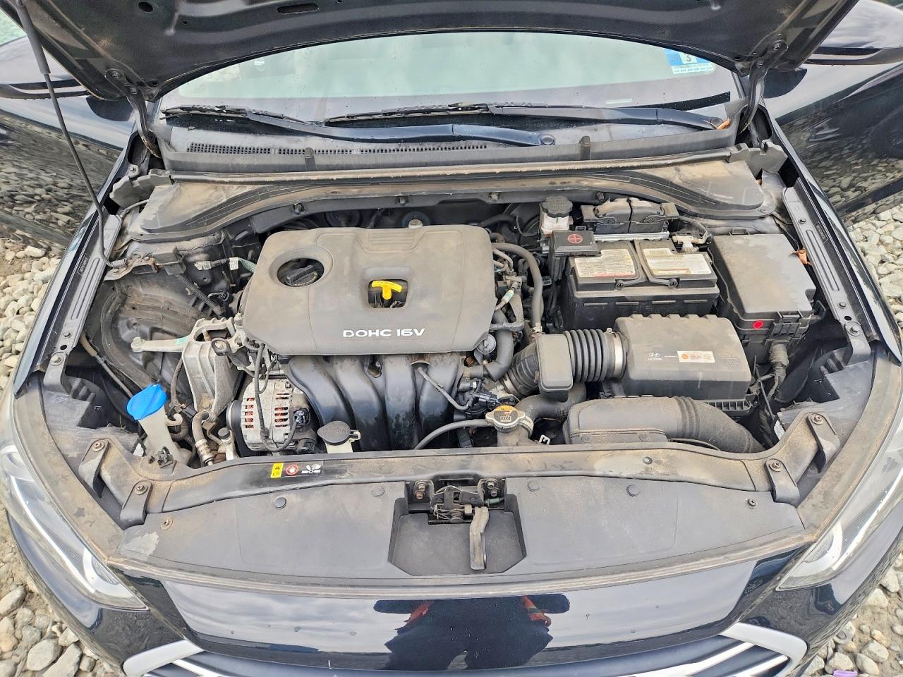 2017 Hyundai Elantra Se Черный vin: 5NPD74LF1HH094330