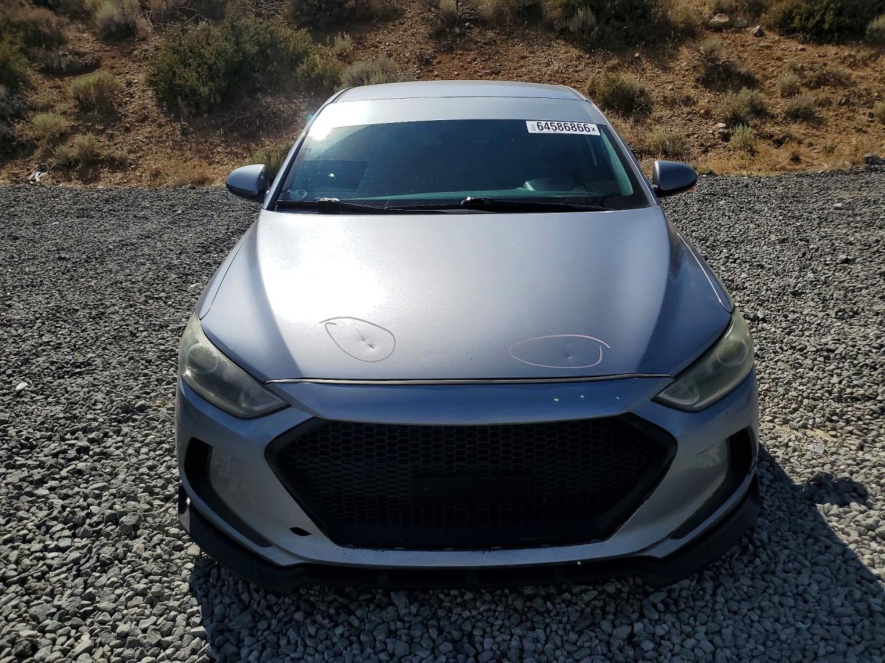 2017 Hyundai Elantra Se Silver vin: 5NPD74LF1HH138567