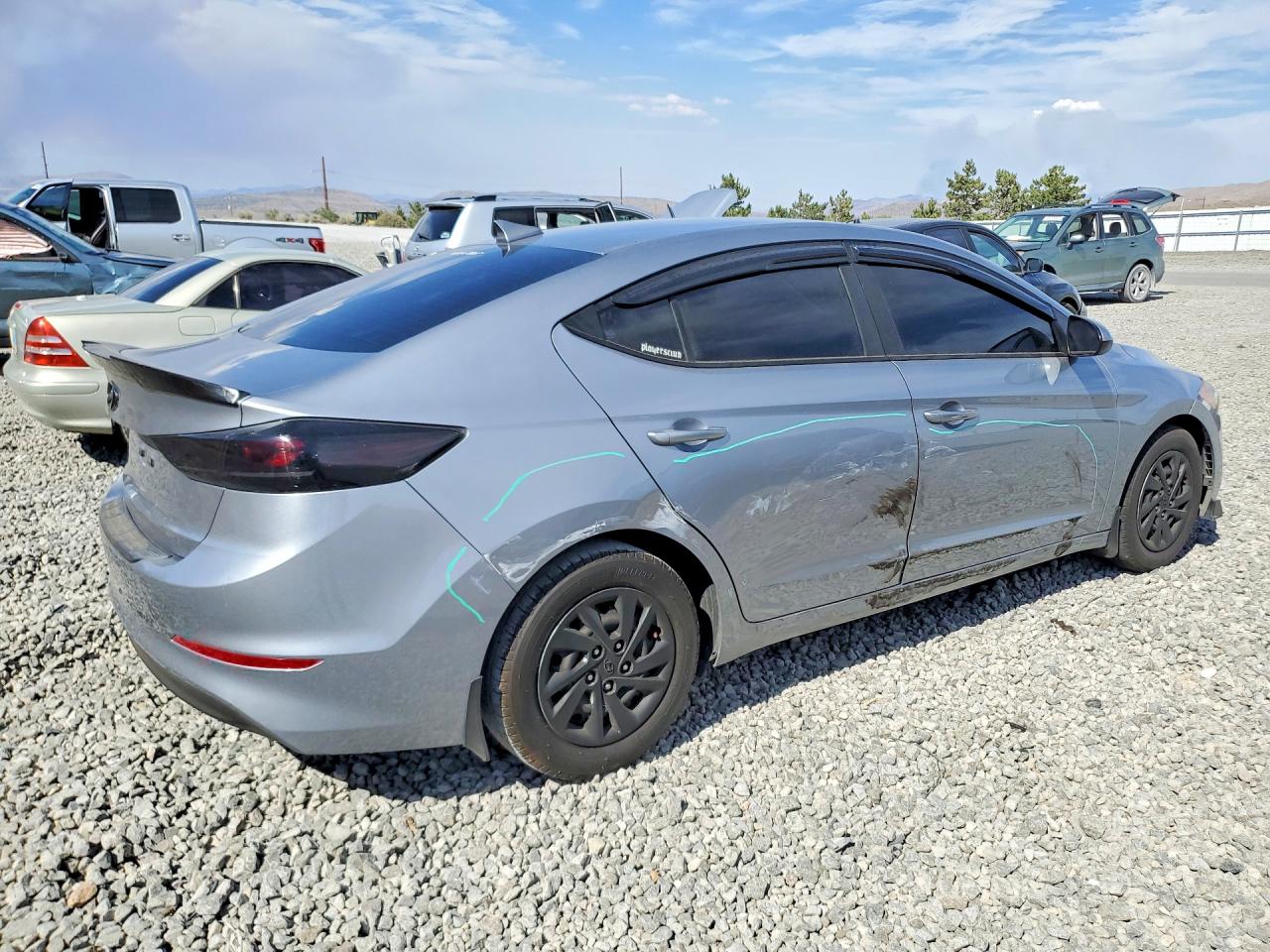 2017 Hyundai Elantra Se Silver vin: 5NPD74LF1HH138567