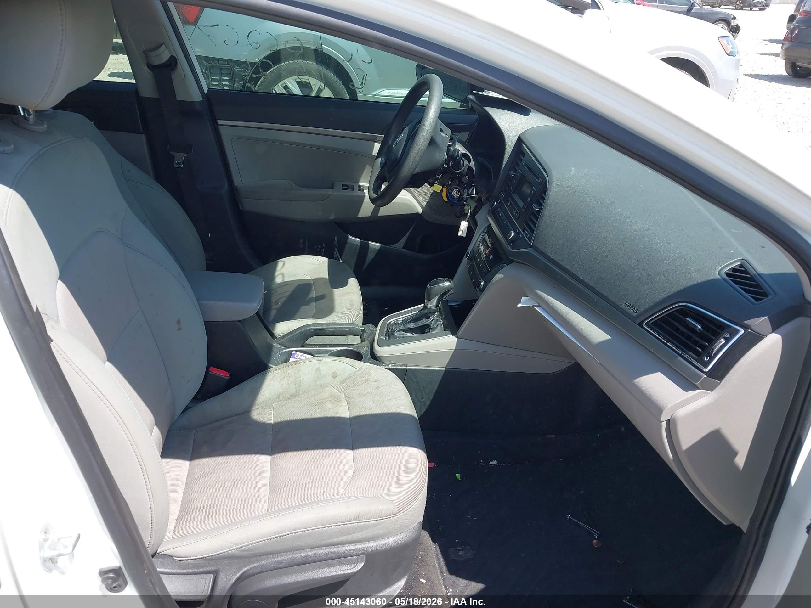 2017 Hyundai Elantra Se White vin: 5NPD74LF2HH065452