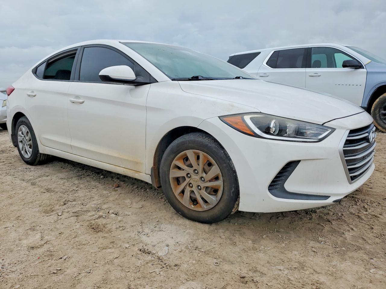 2017 Hyundai Elantra Se Белый vin: 5NPD74LF2HH109692