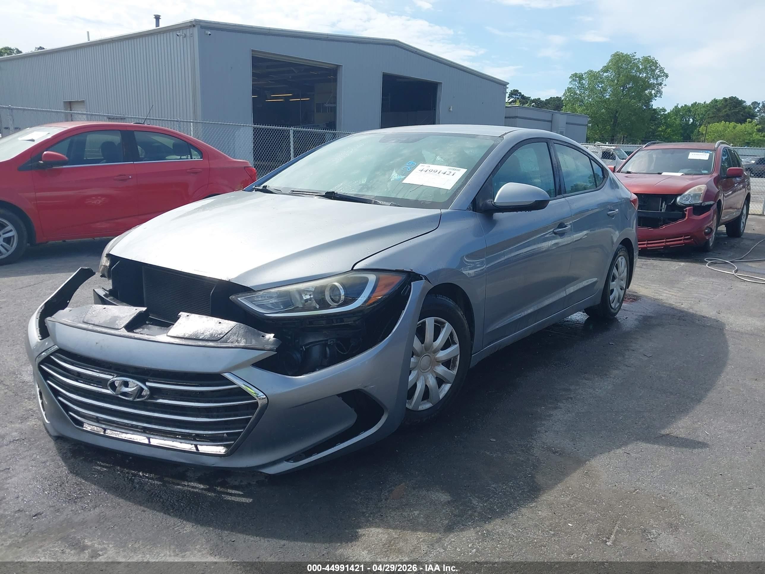 2017 Hyundai Elantra Se Silver vin: 5NPD74LF2HH113550