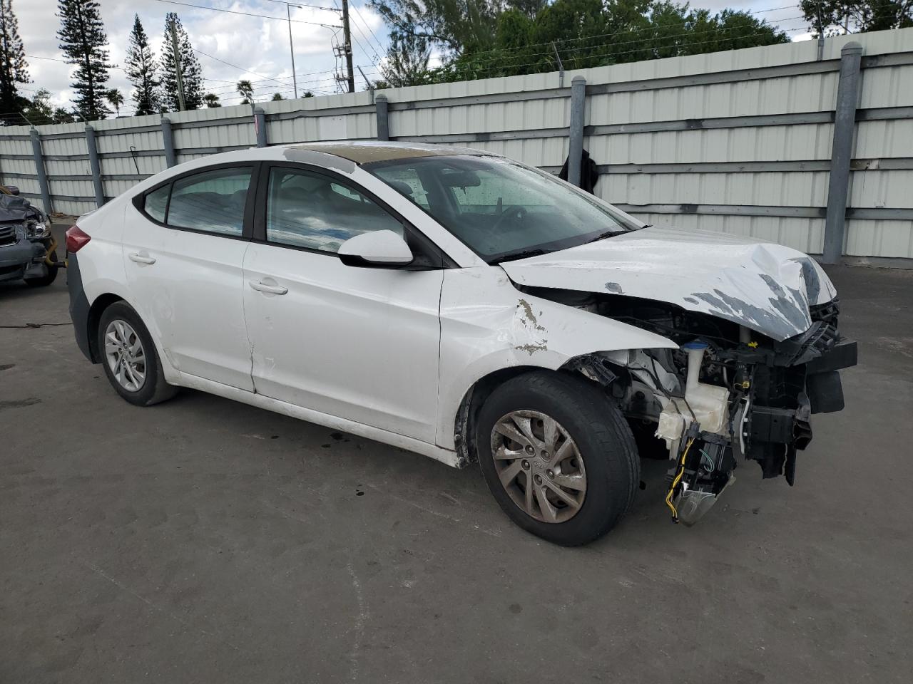2007 Hyundai Elantra White vin: 5NPD74LF2HH161212