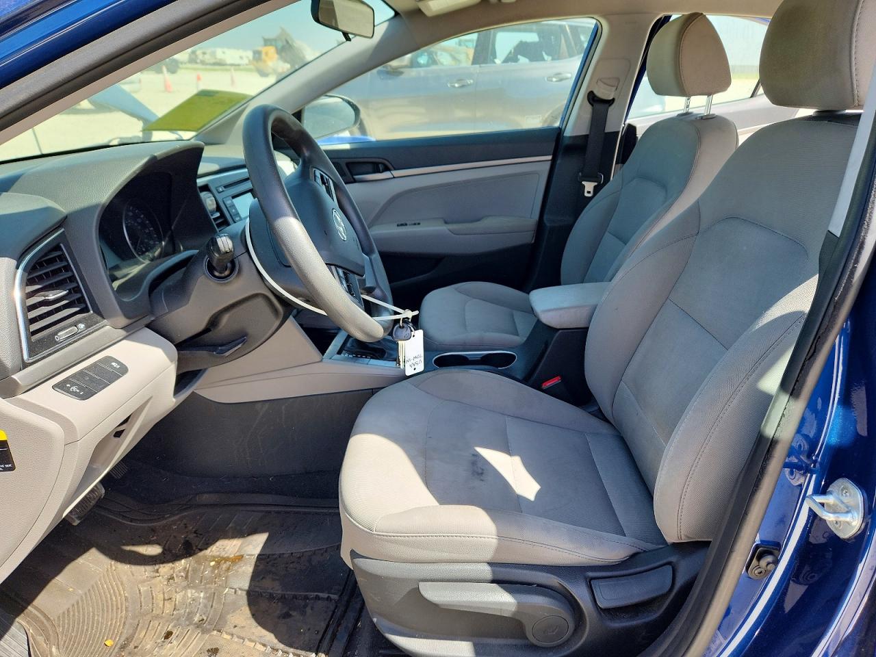 2017 Hyundai Elantra Se Blue vin: 5NPD74LF2HH180469