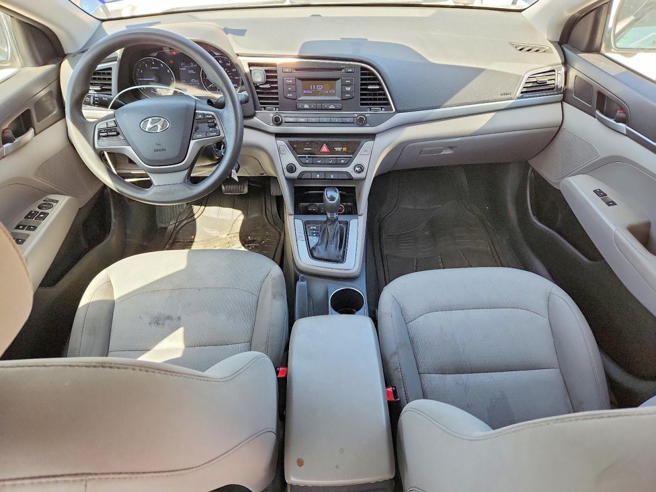 2017 Hyundai Elantra Se Blue vin: 5NPD74LF2HH180469