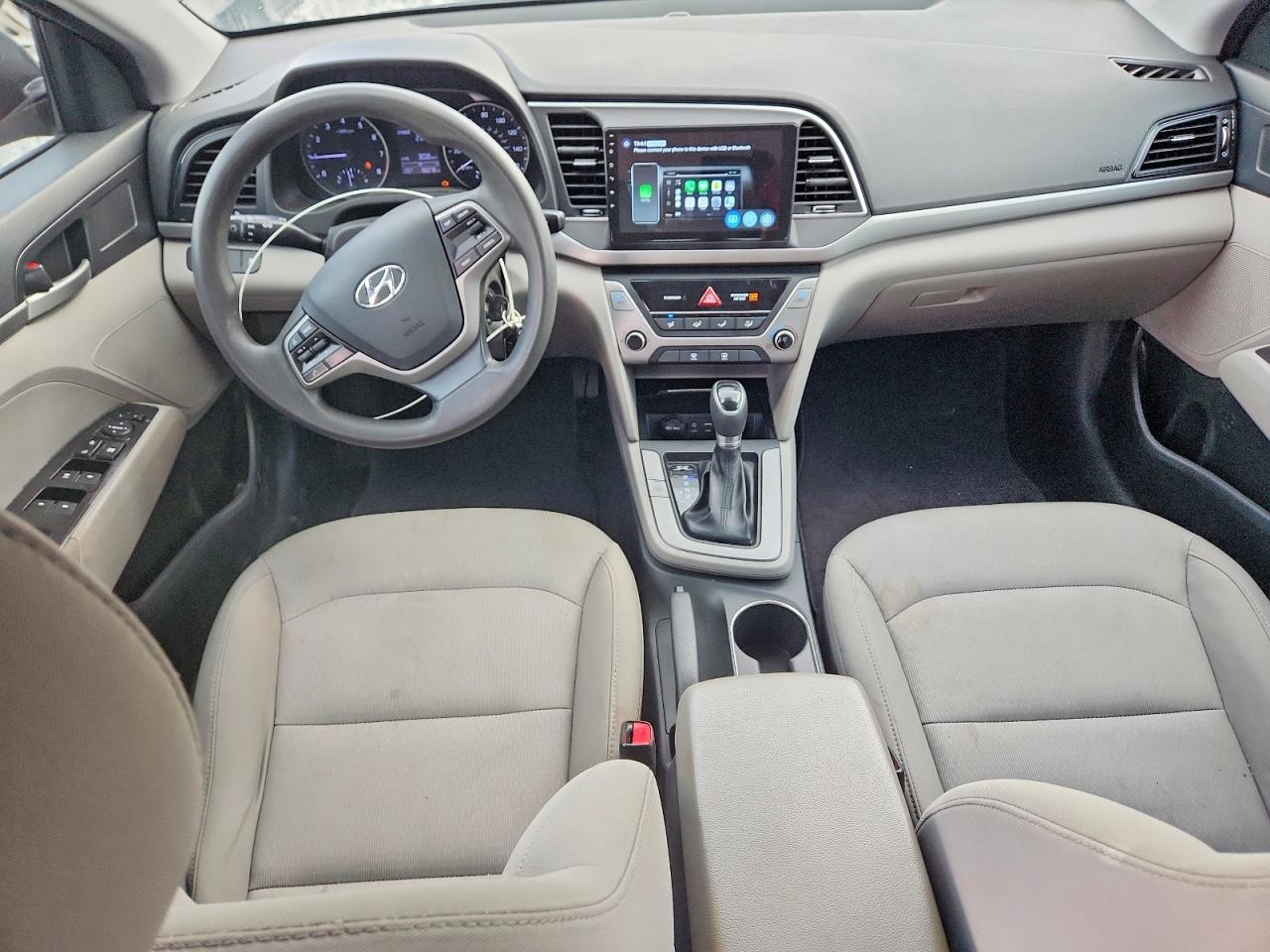2018 Hyundai Elantra Se Черный vin: 5NPD74LF2JH303144