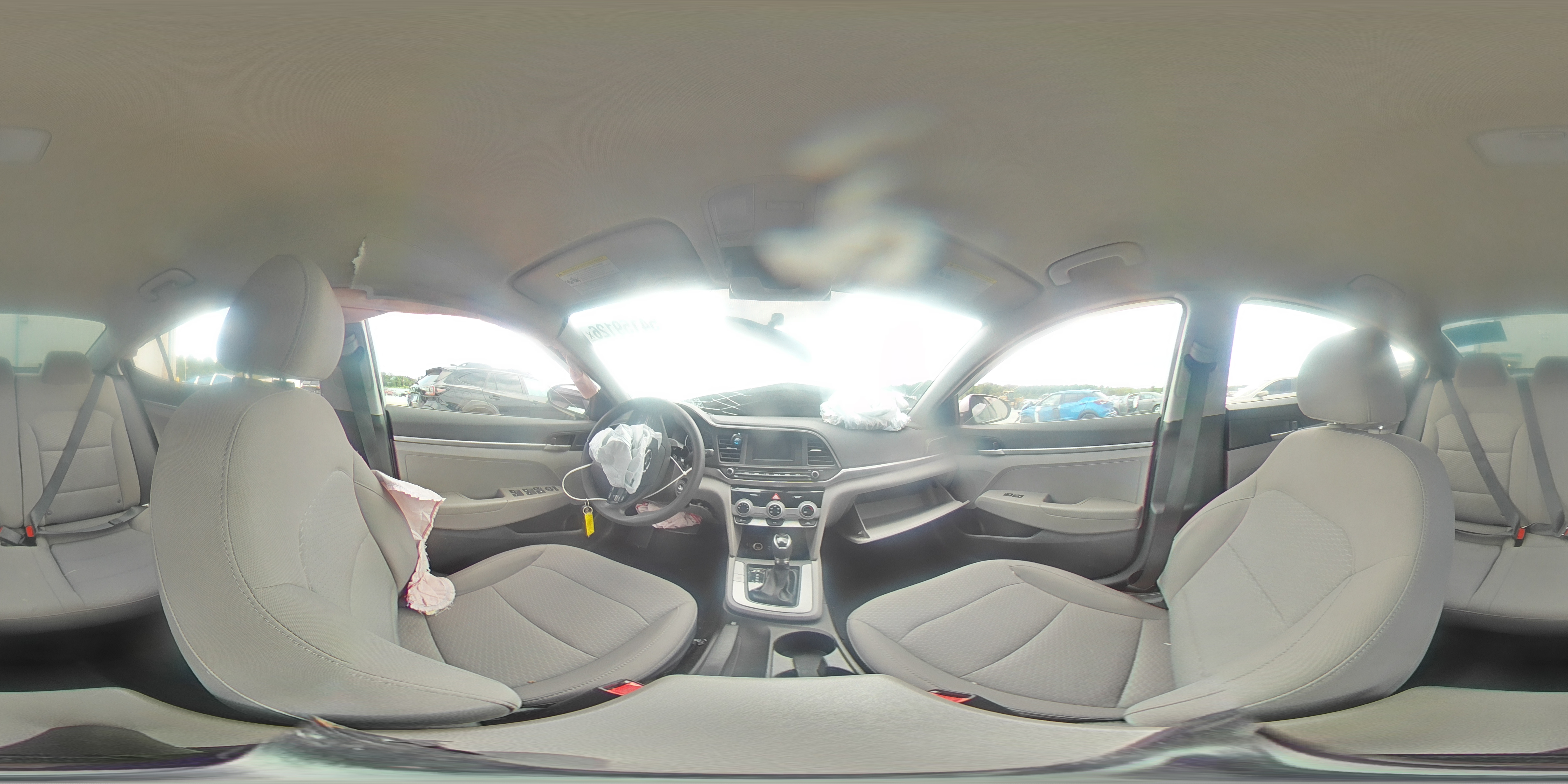2019 Hyundai Elantra Se Silver vin: 5NPD74LF2KH402550