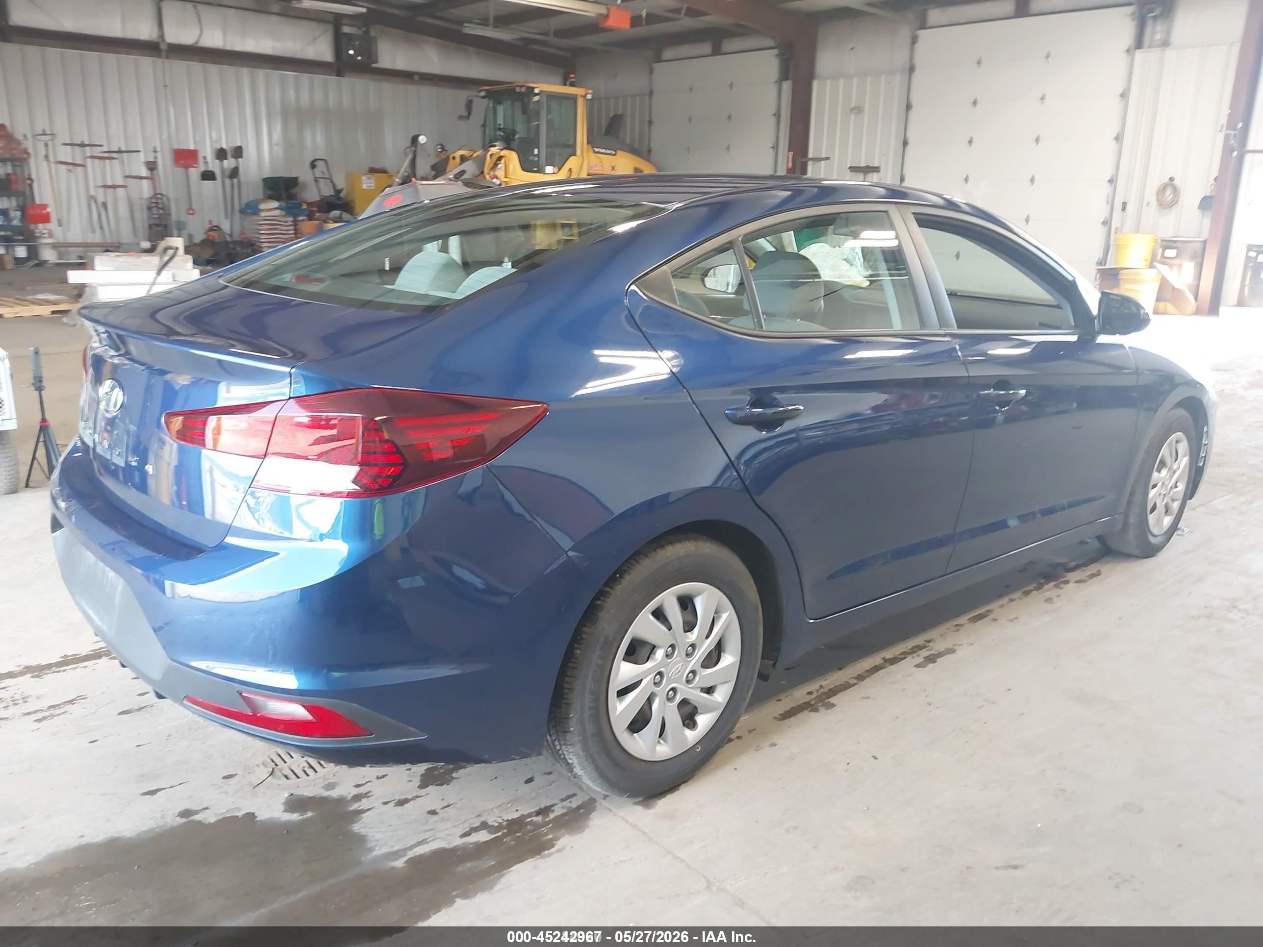 2020 Hyundai Elantra Se Blue vin: 5NPD74LF2LH610896