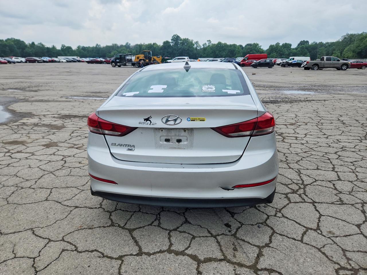 2017 Hyundai Elantra Se Silver vin: 5NPD74LF3HH172588