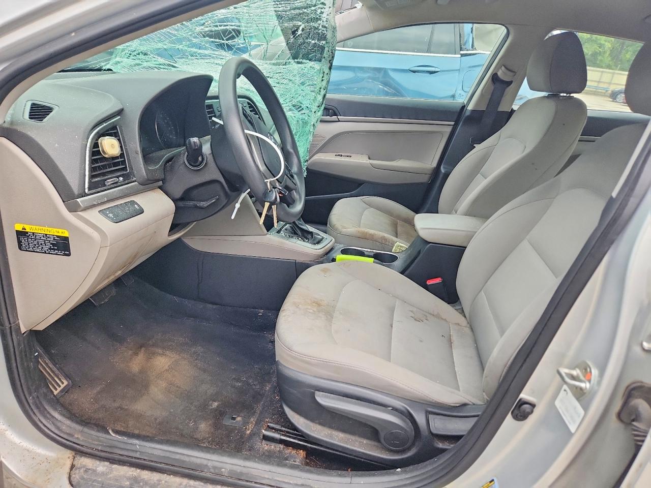 2017 Hyundai Elantra Se Silver vin: 5NPD74LF3HH172588