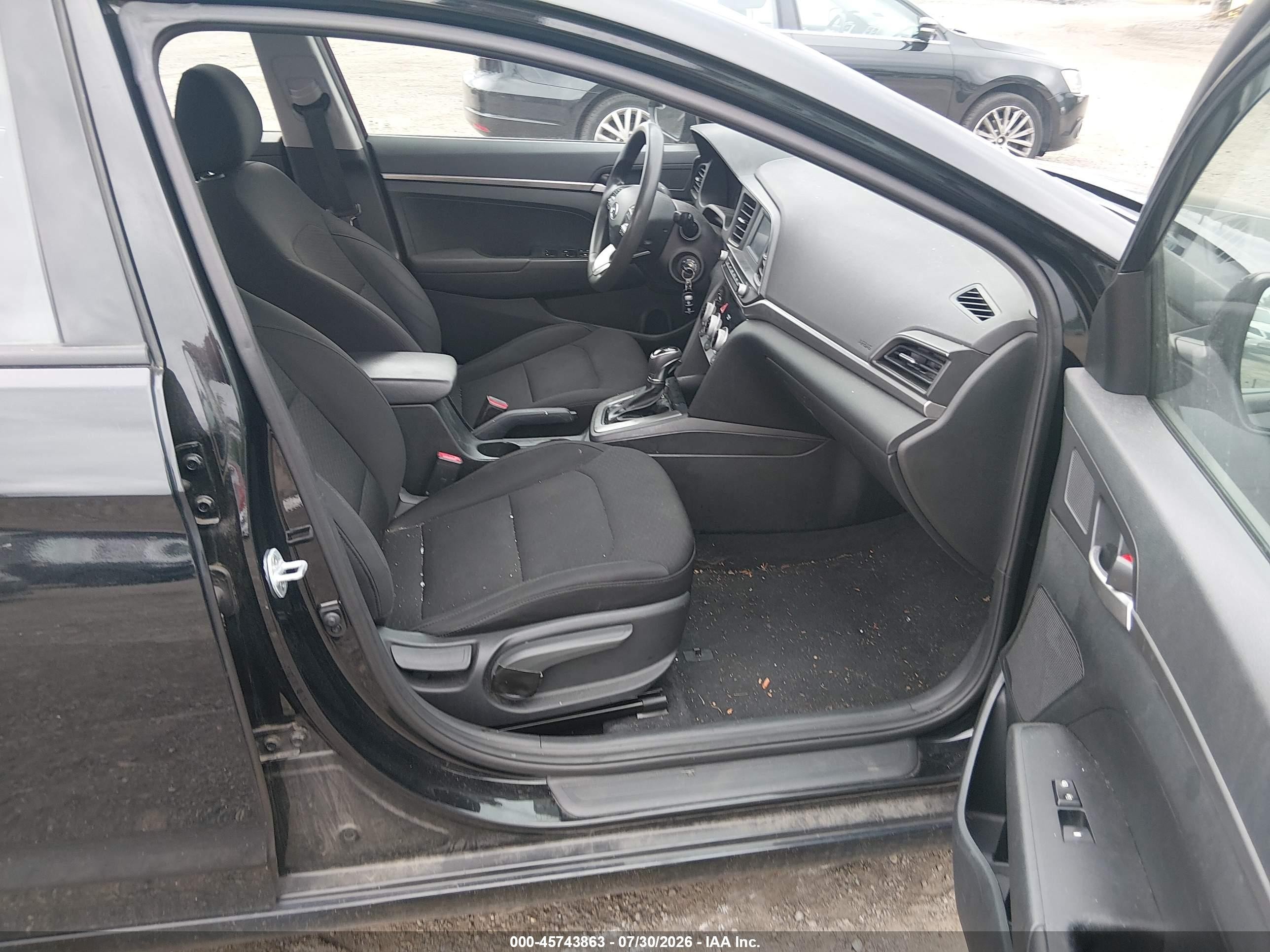 2019 Hyundai Elantra Se Black vin: 5NPD74LF3KH466158