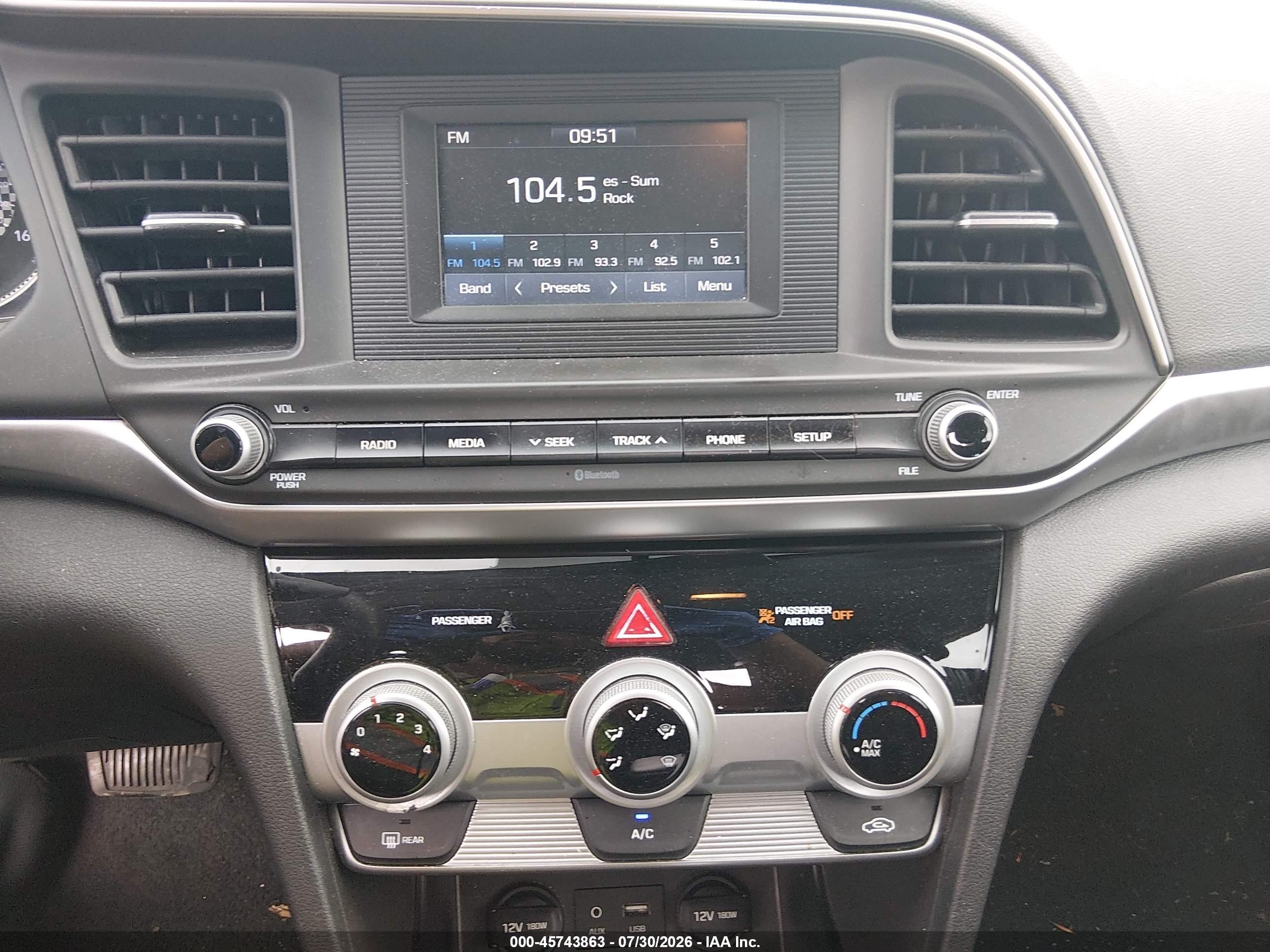 2019 Hyundai Elantra Se Black vin: 5NPD74LF3KH466158