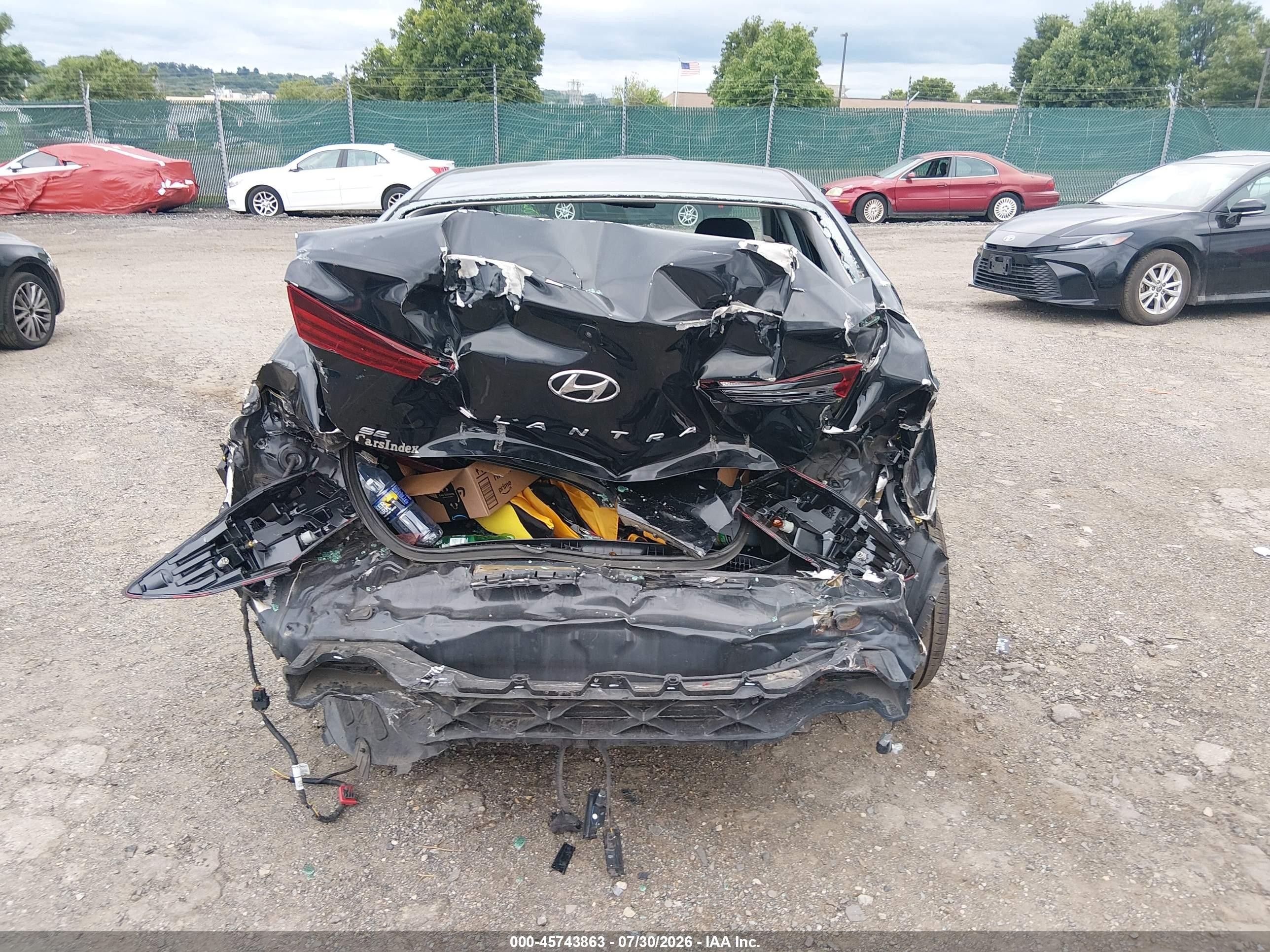 2019 Hyundai Elantra Se Black vin: 5NPD74LF3KH466158