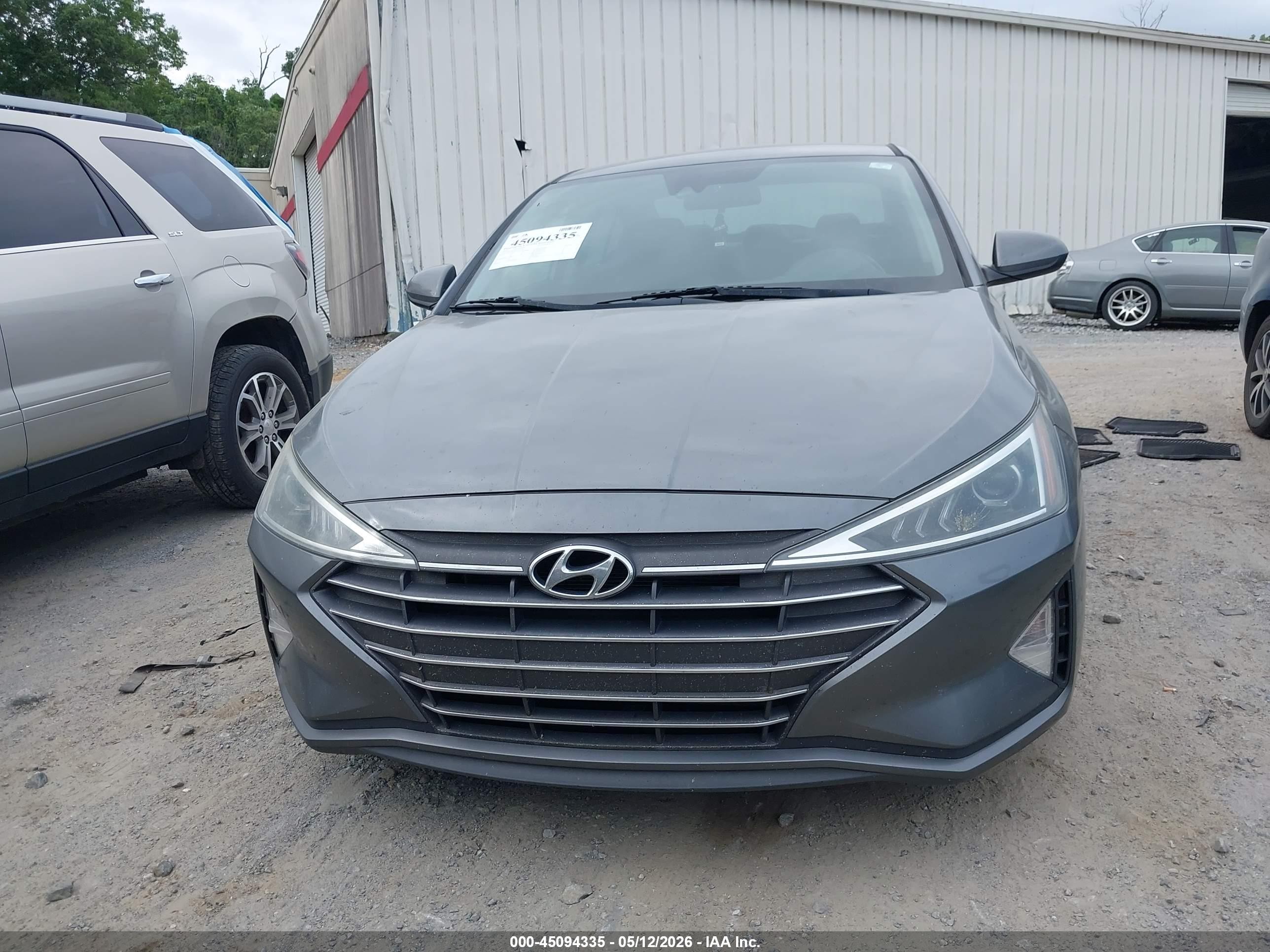 2020 Hyundai Elantra Se Gray vin: 5NPD74LF3LH513626