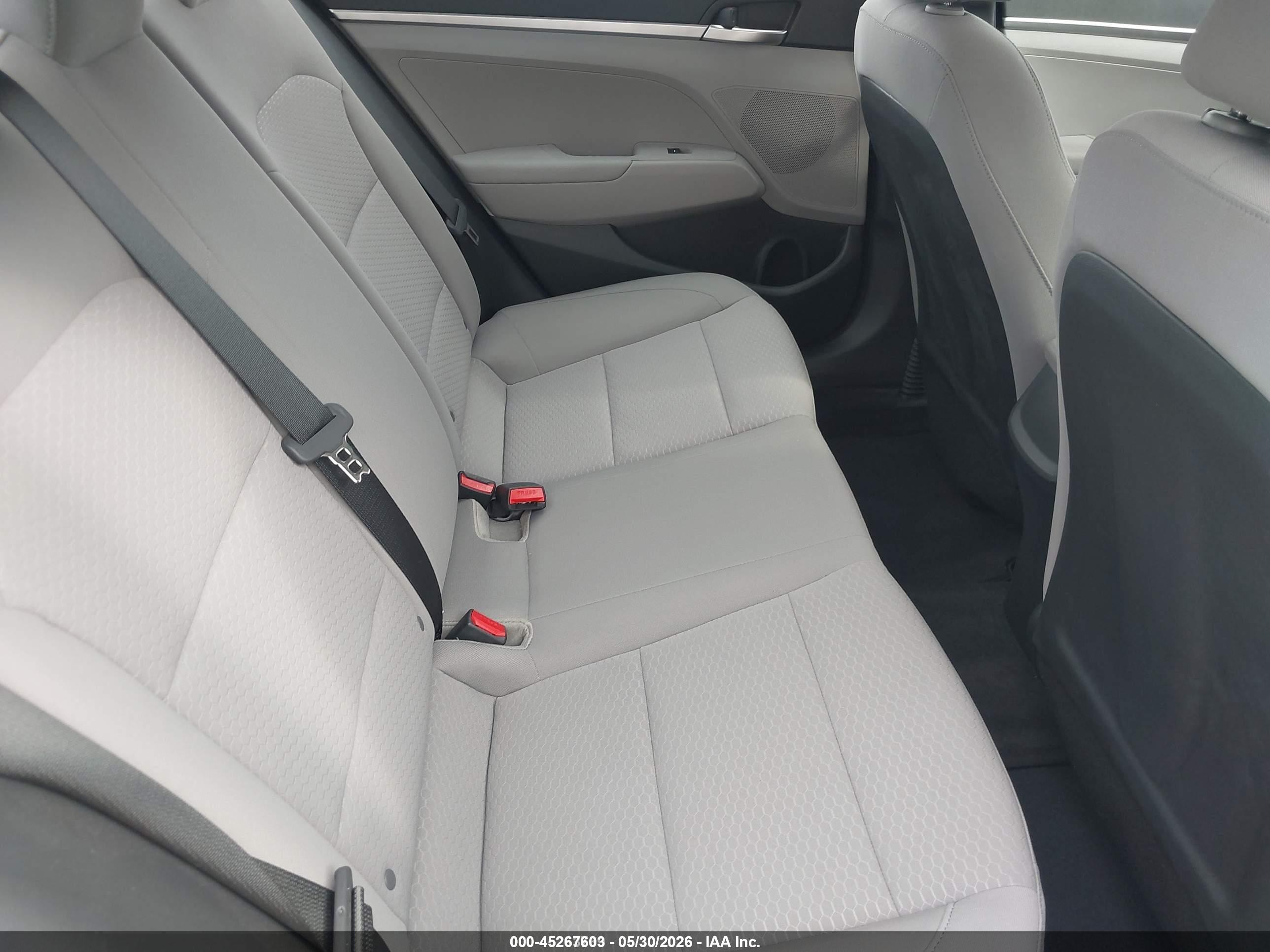 2020 Hyundai Elantra Se Blue vin: 5NPD74LF3LH609790