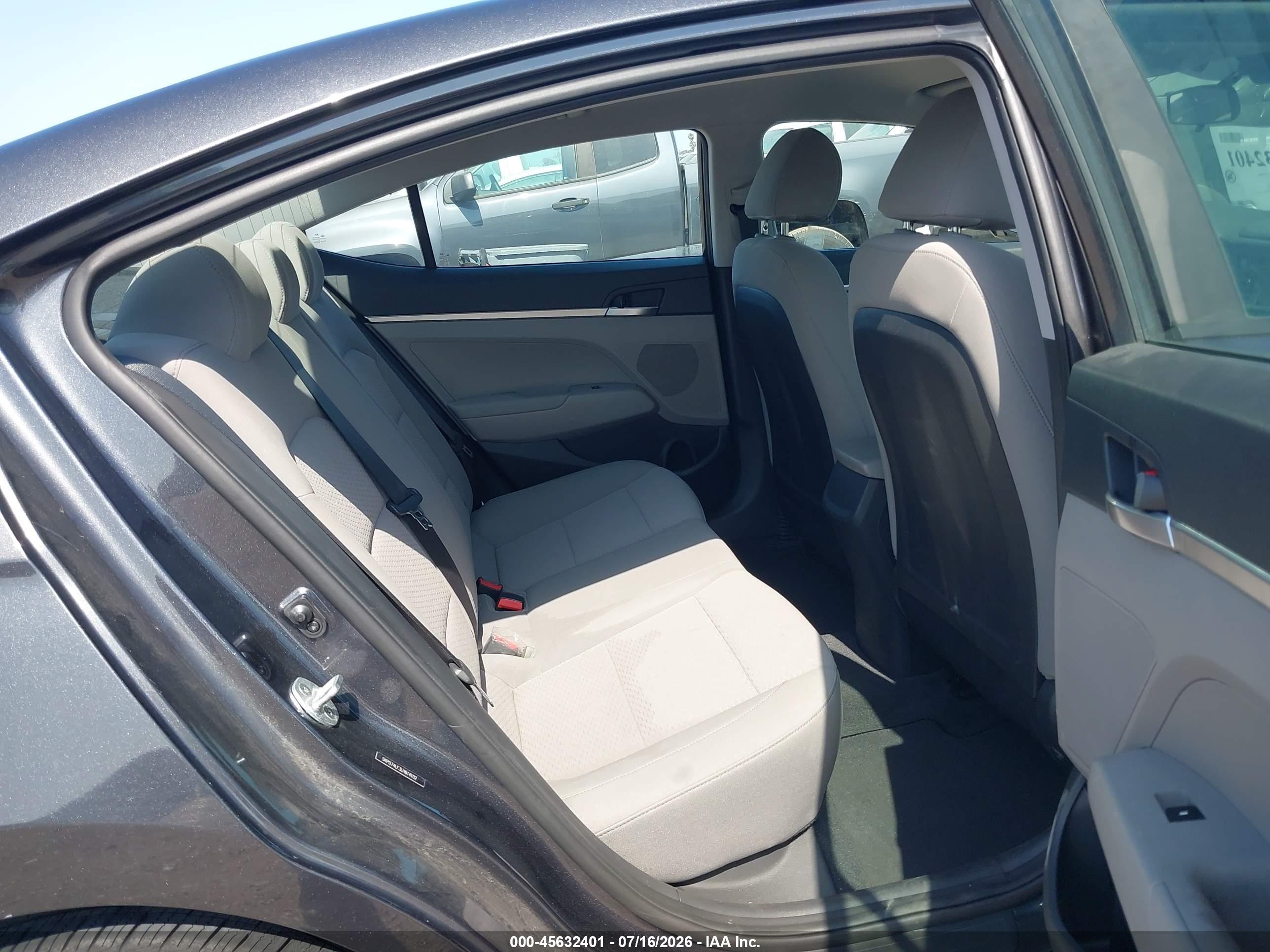 2020 Hyundai Elantra Se Gray vin: 5NPD74LF3LH614102