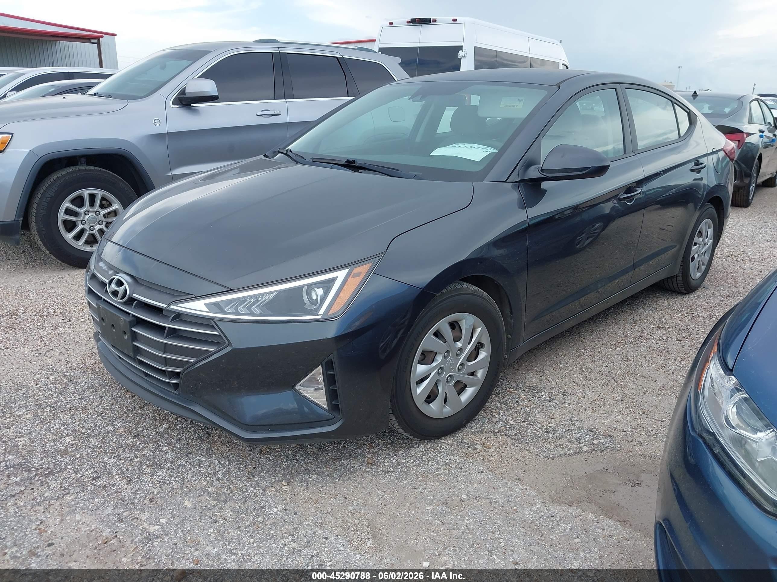 2020 Hyundai Elantra Se Gray vin: 5NPD74LF3LH614813