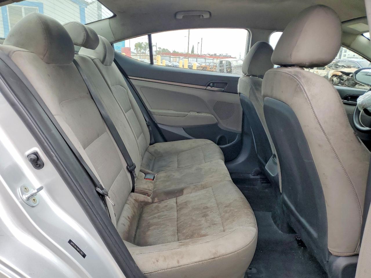 2017 Hyundai Elantra Se Silver vin: 5NPD74LF4HH137803