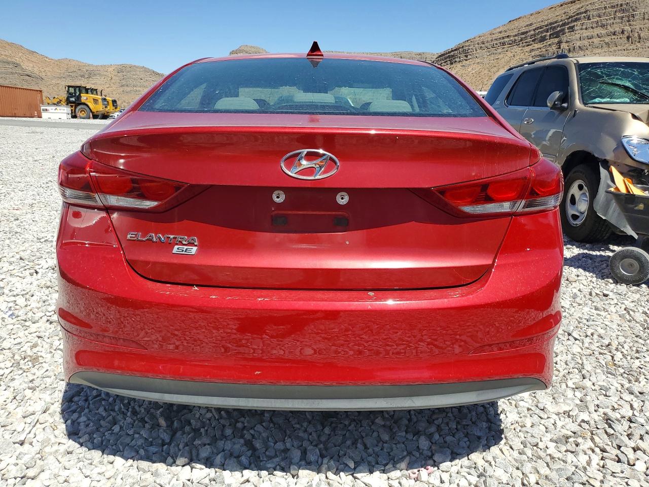 2017 Hyundai Elantra Se Red vin: 5NPD74LF4HH189500