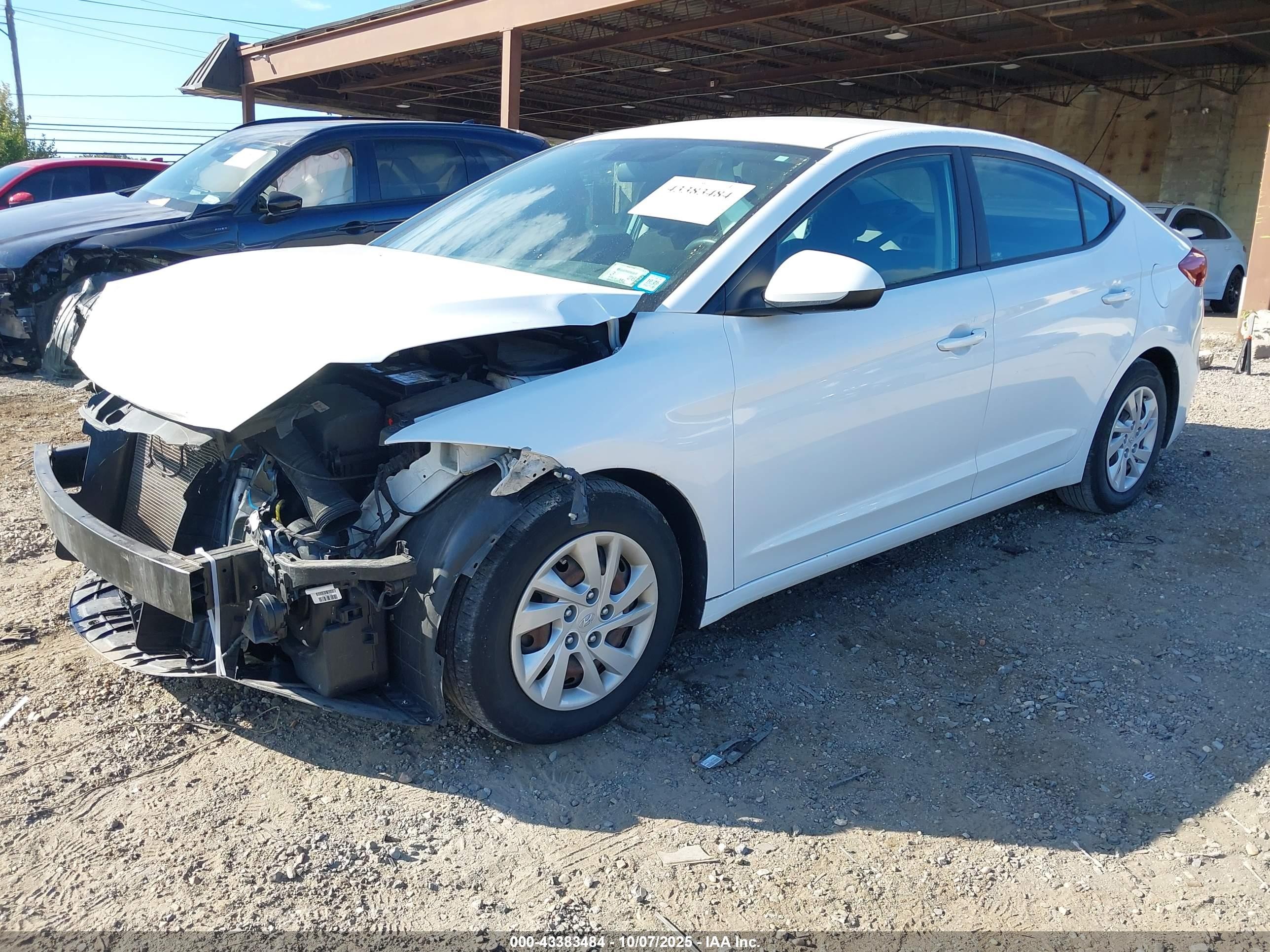 2018 Hyundai Elantra Se White vin: 5NPD74LF4JH290784