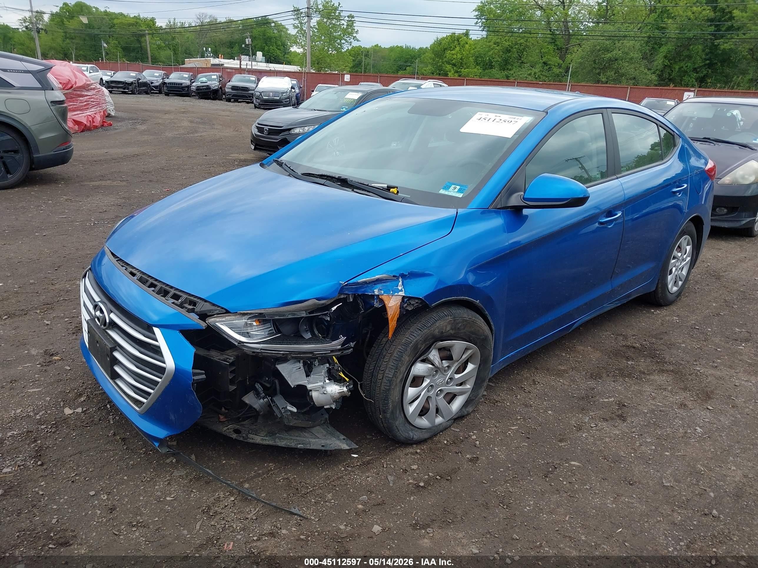 2018 Hyundai Elantra Se Dark Blue vin: 5NPD74LF4JH394949