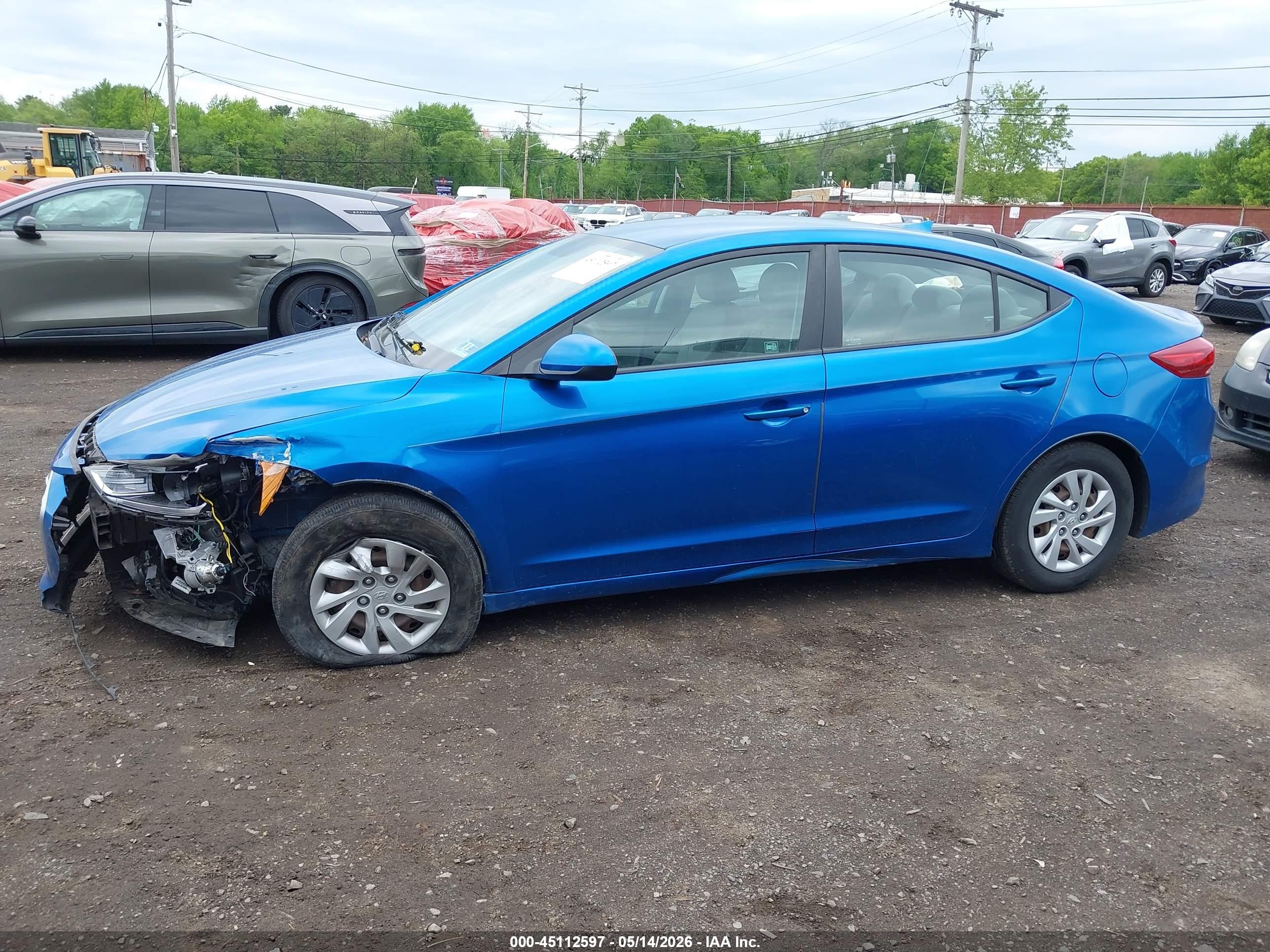 2018 Hyundai Elantra Se Dark Blue vin: 5NPD74LF4JH394949
