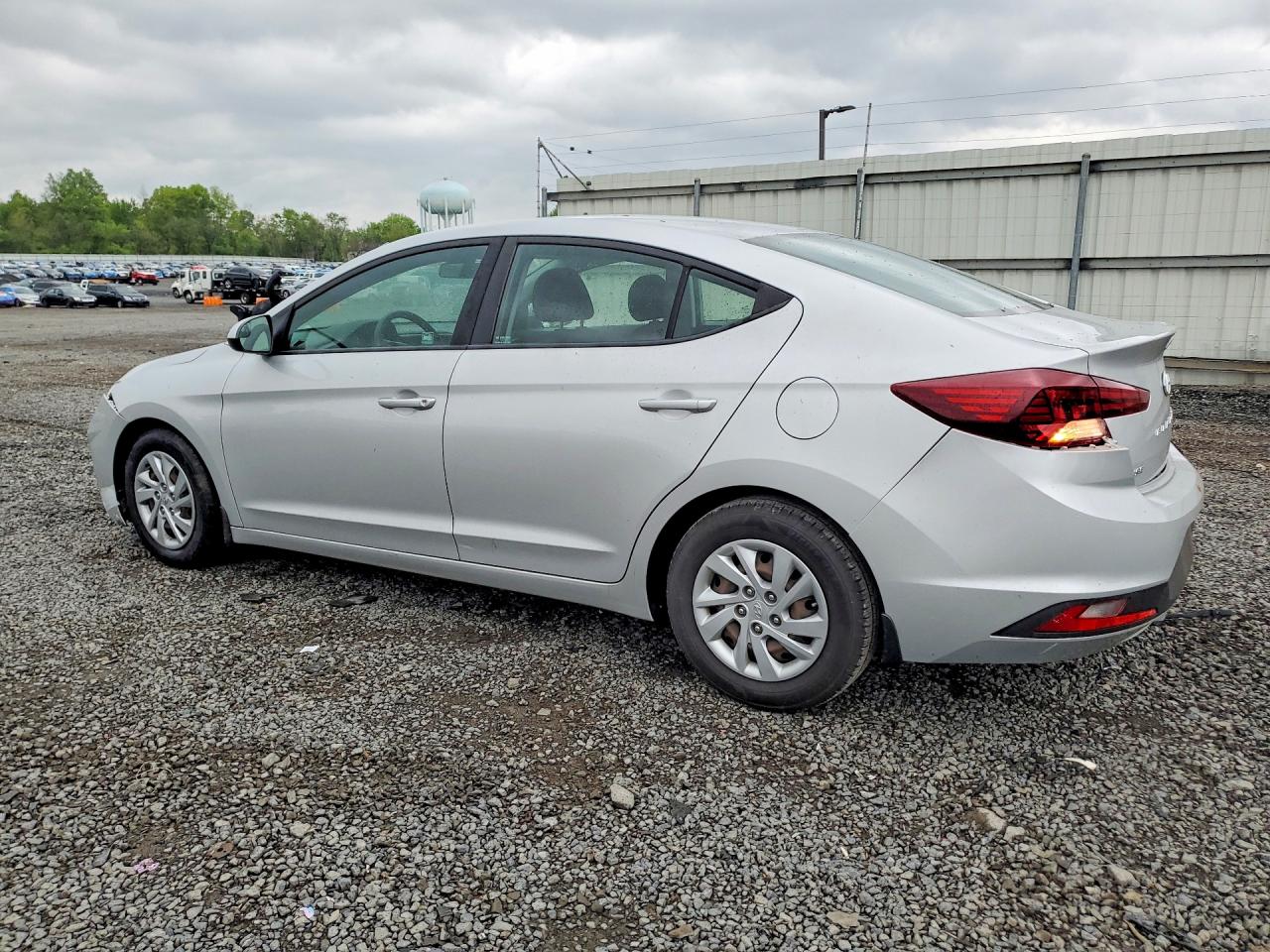 2020 Hyundai Elantra Se Silver vin: 5NPD74LF4LH505941
