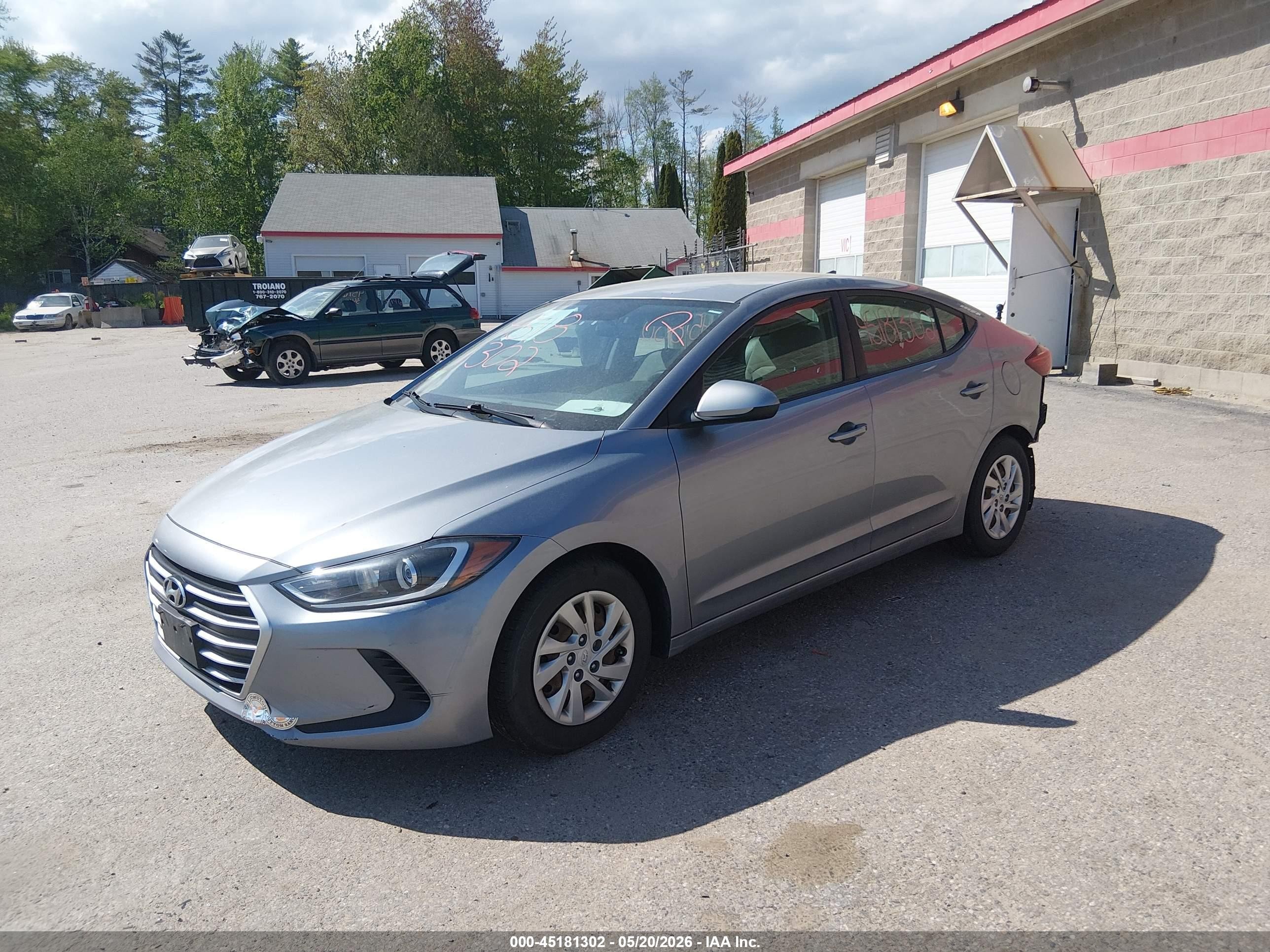 2017 Hyundai Elantra Se Silver vin: 5NPD74LF5HH112229