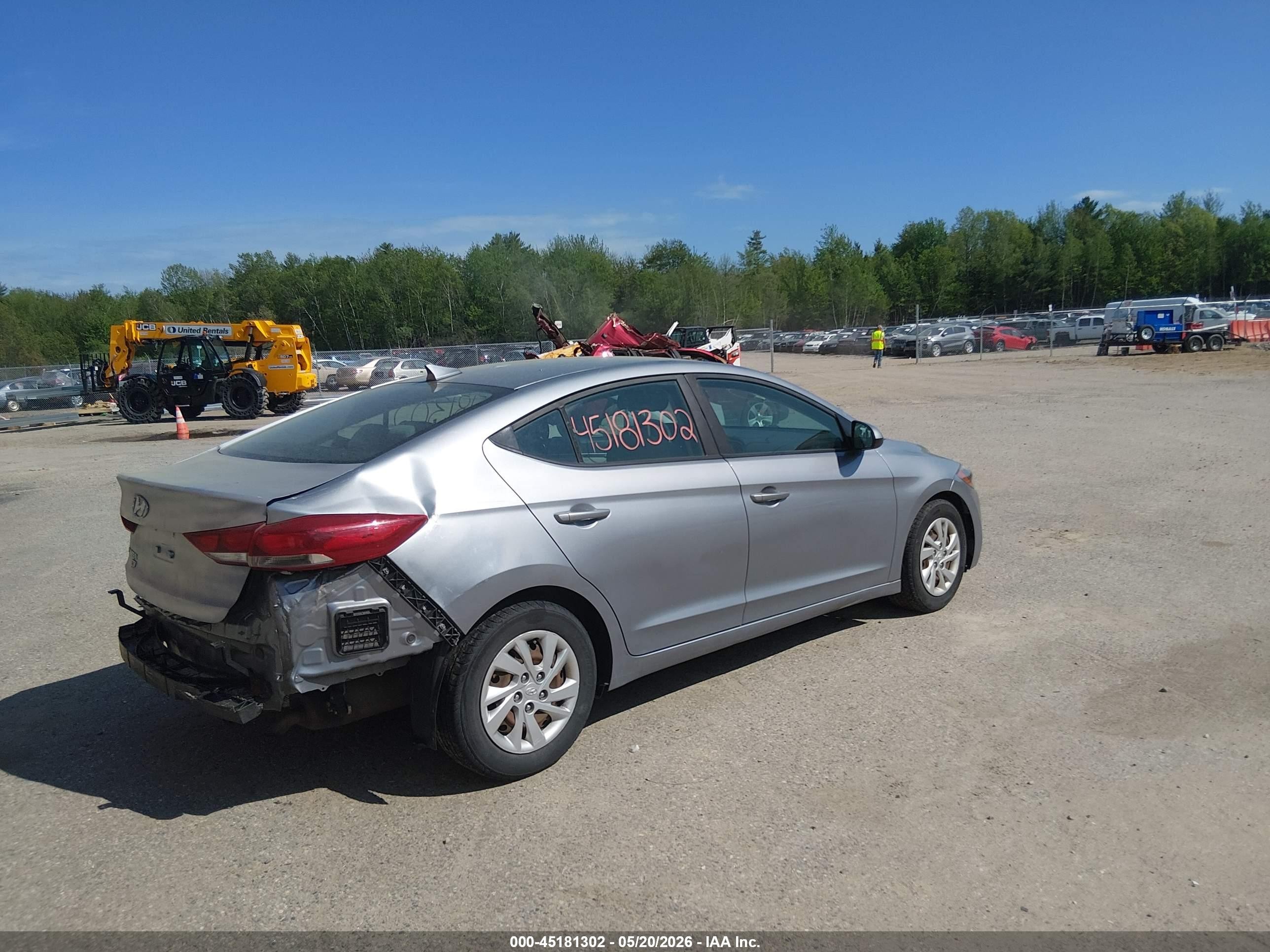 2017 Hyundai Elantra Se Silver vin: 5NPD74LF5HH112229