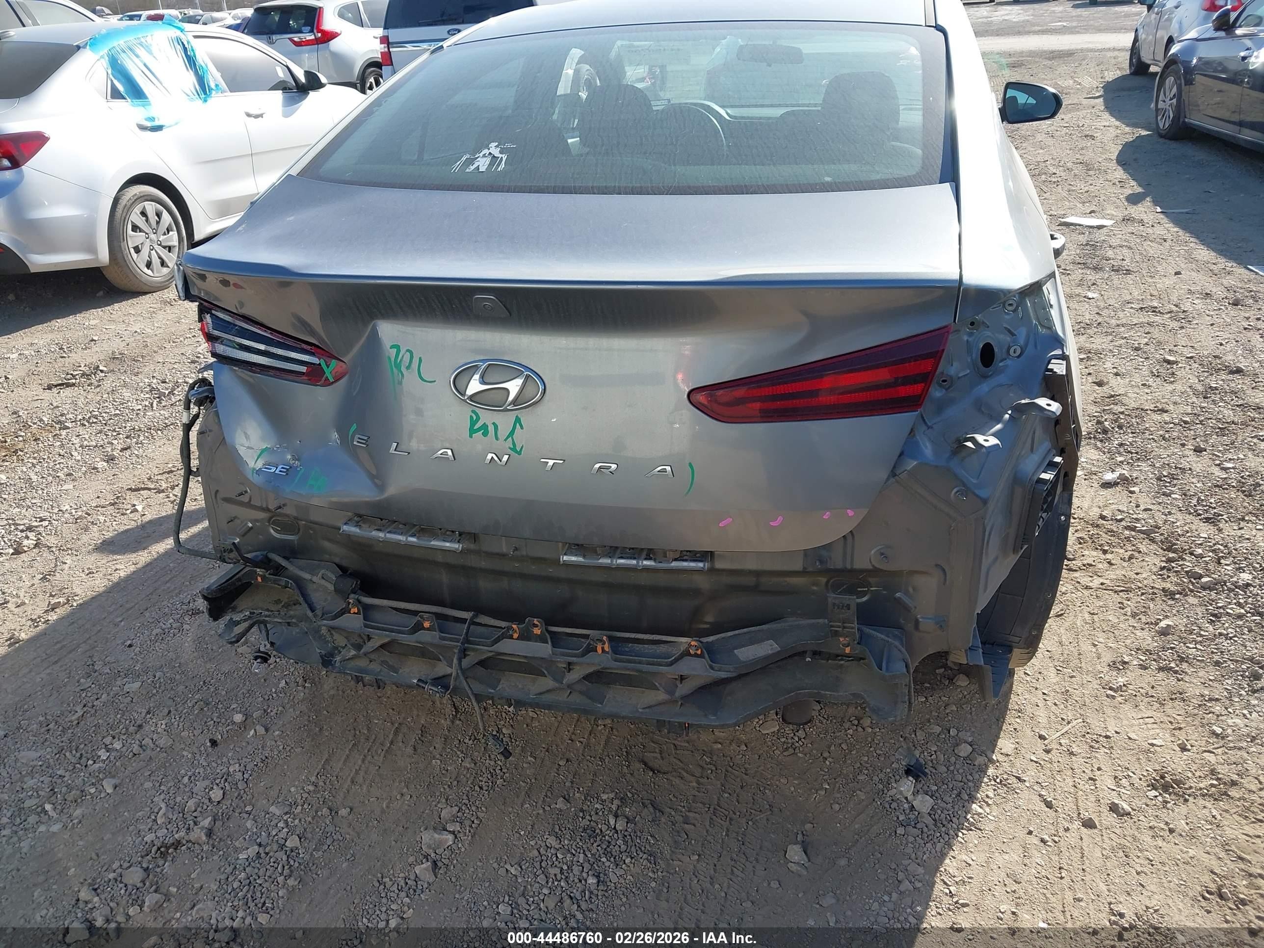 2019 Hyundai Elantra Se Gray vin: 5NPD74LF5KH406169