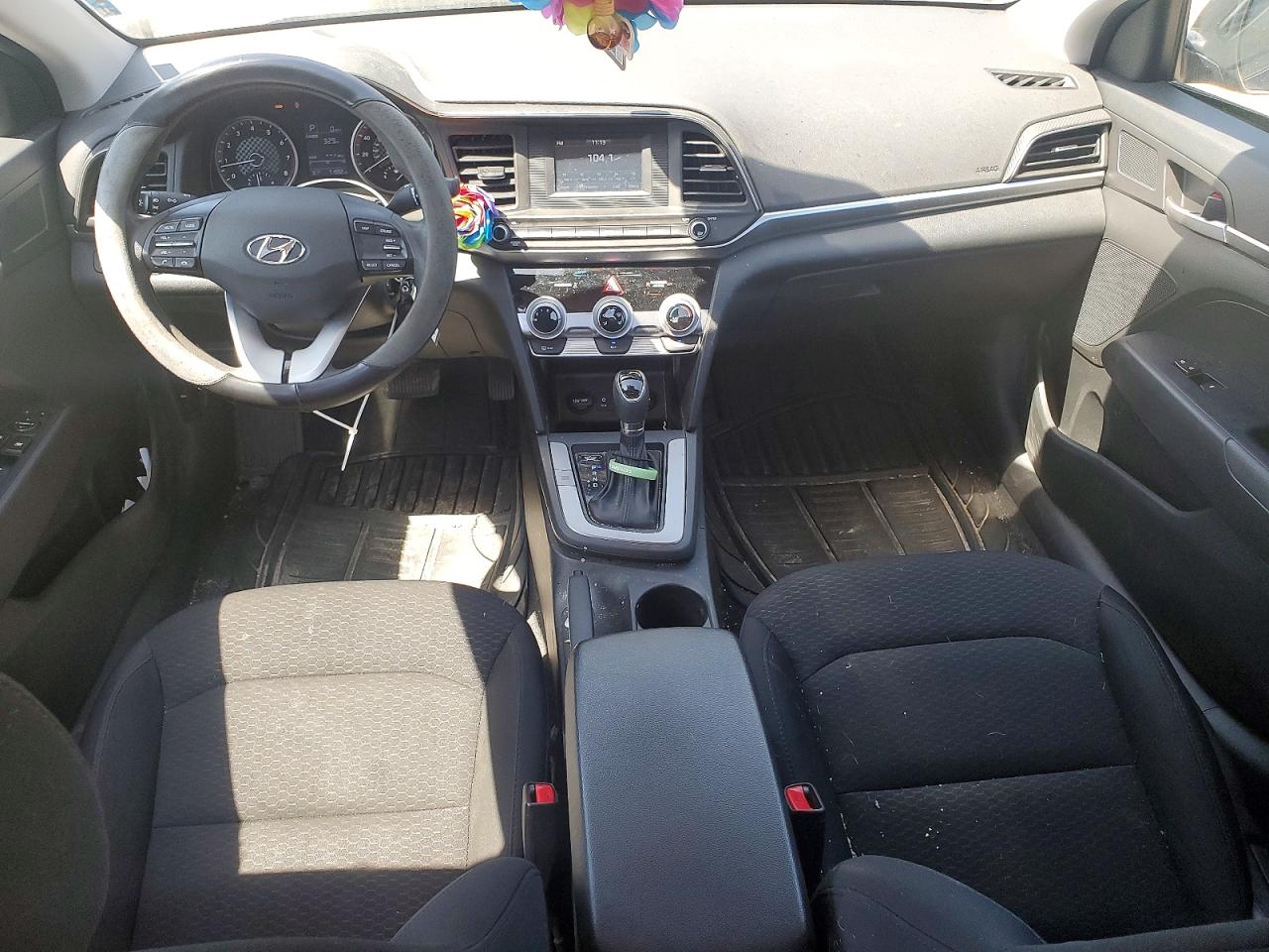 2019 Hyundai Elantra Se Black vin: 5NPD74LF5KH476254