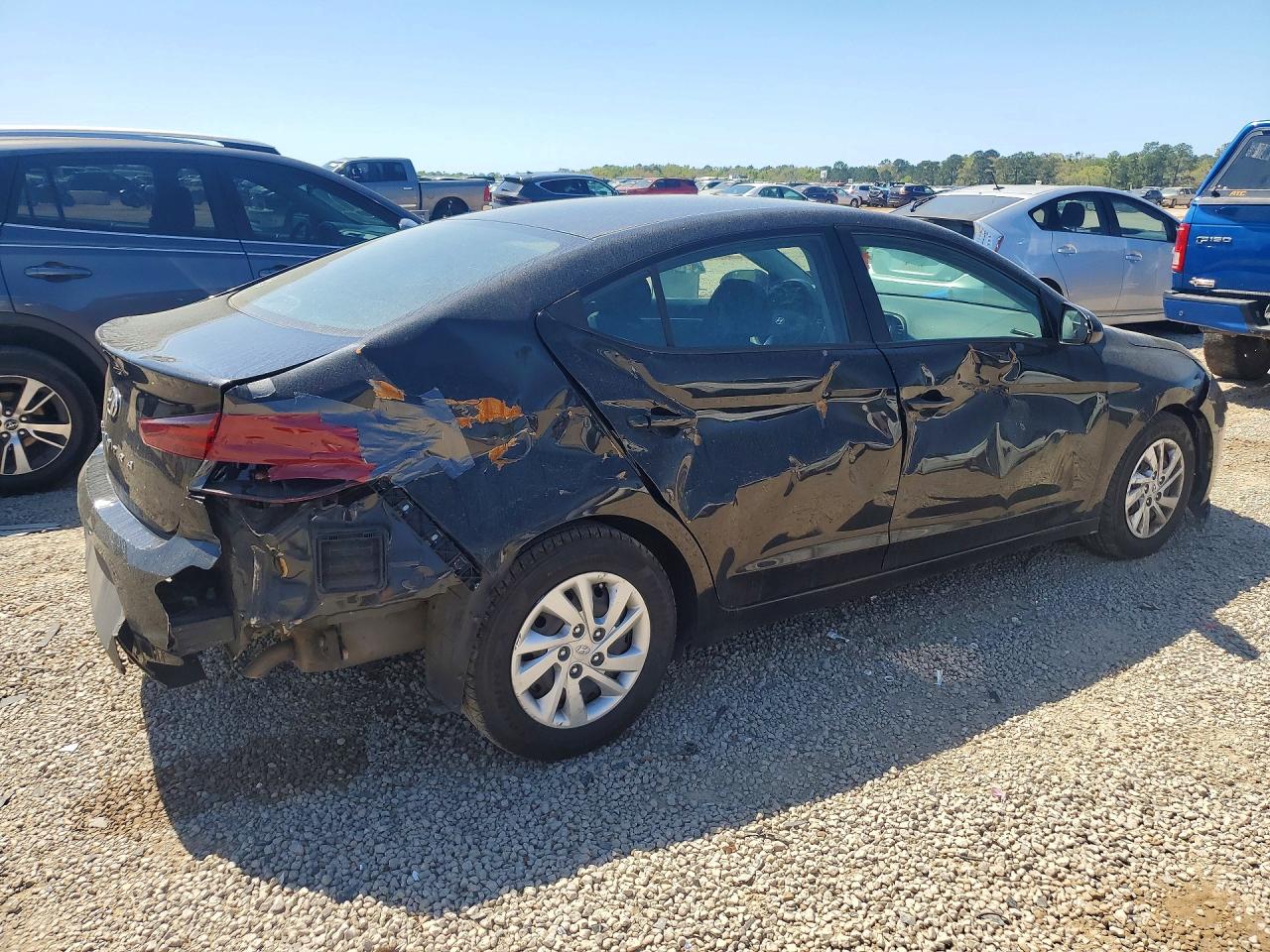 2019 Hyundai Elantra Se Black vin: 5NPD74LF5KH476254
