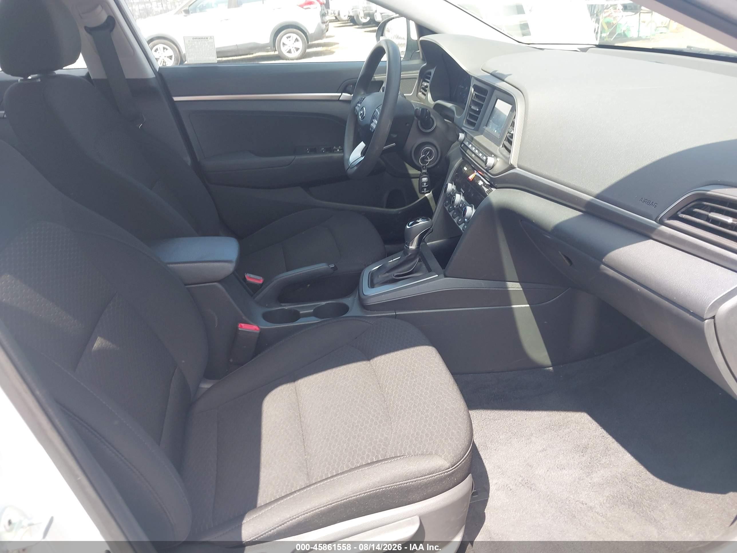 2020 Hyundai Elantra Se White vin: 5NPD74LF5LH615767