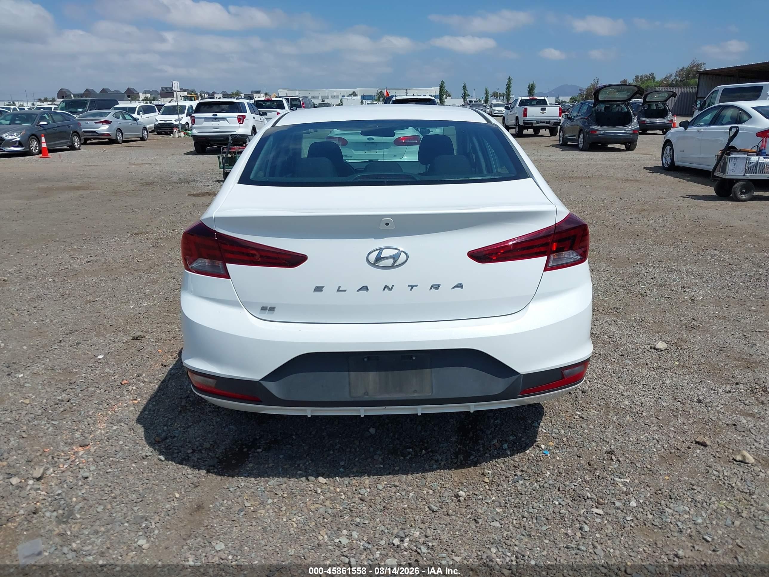 2020 Hyundai Elantra Se White vin: 5NPD74LF5LH615767