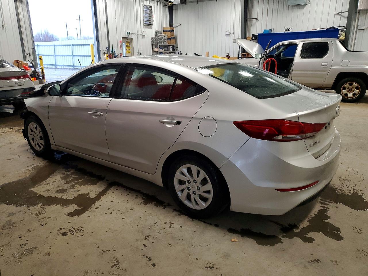 2017 Hyundai Elantra Se Silver vin: 5NPD74LF6HH047505