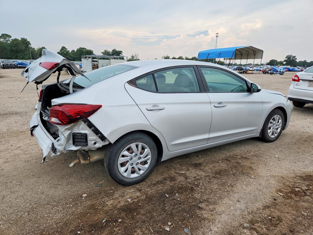 2020 Hyundai Elantra Se Silver vin: 5NPD74LF6LH505827