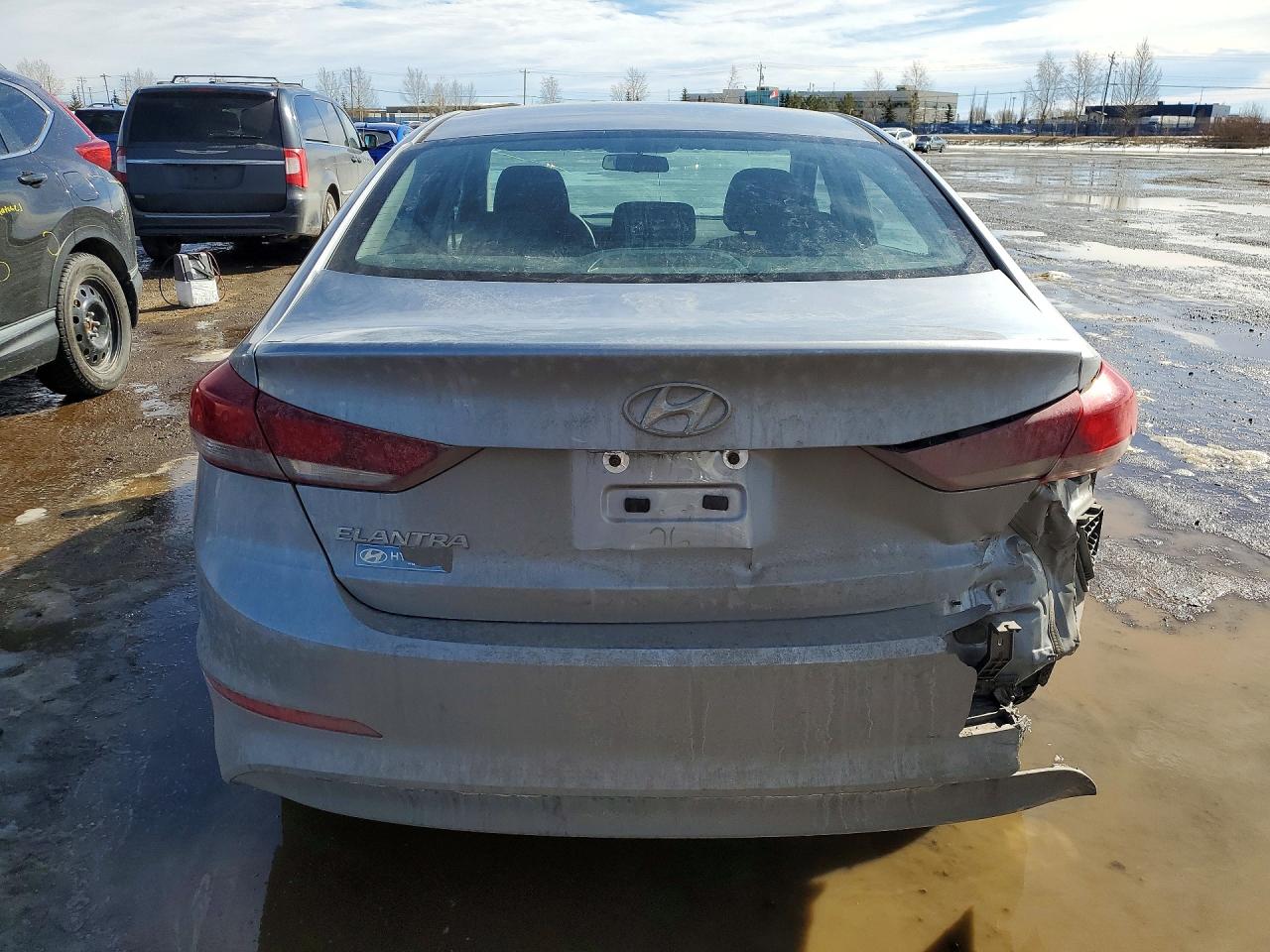 2017 Hyundai Elantra Silver vin: 5NPD74LF7HH141831