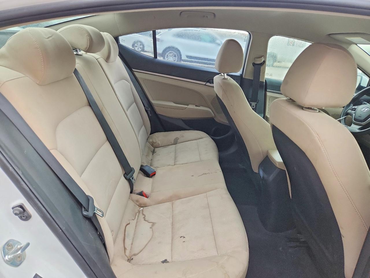 2018 Hyundai Elantra Se White vin: 5NPD74LF7JH299446