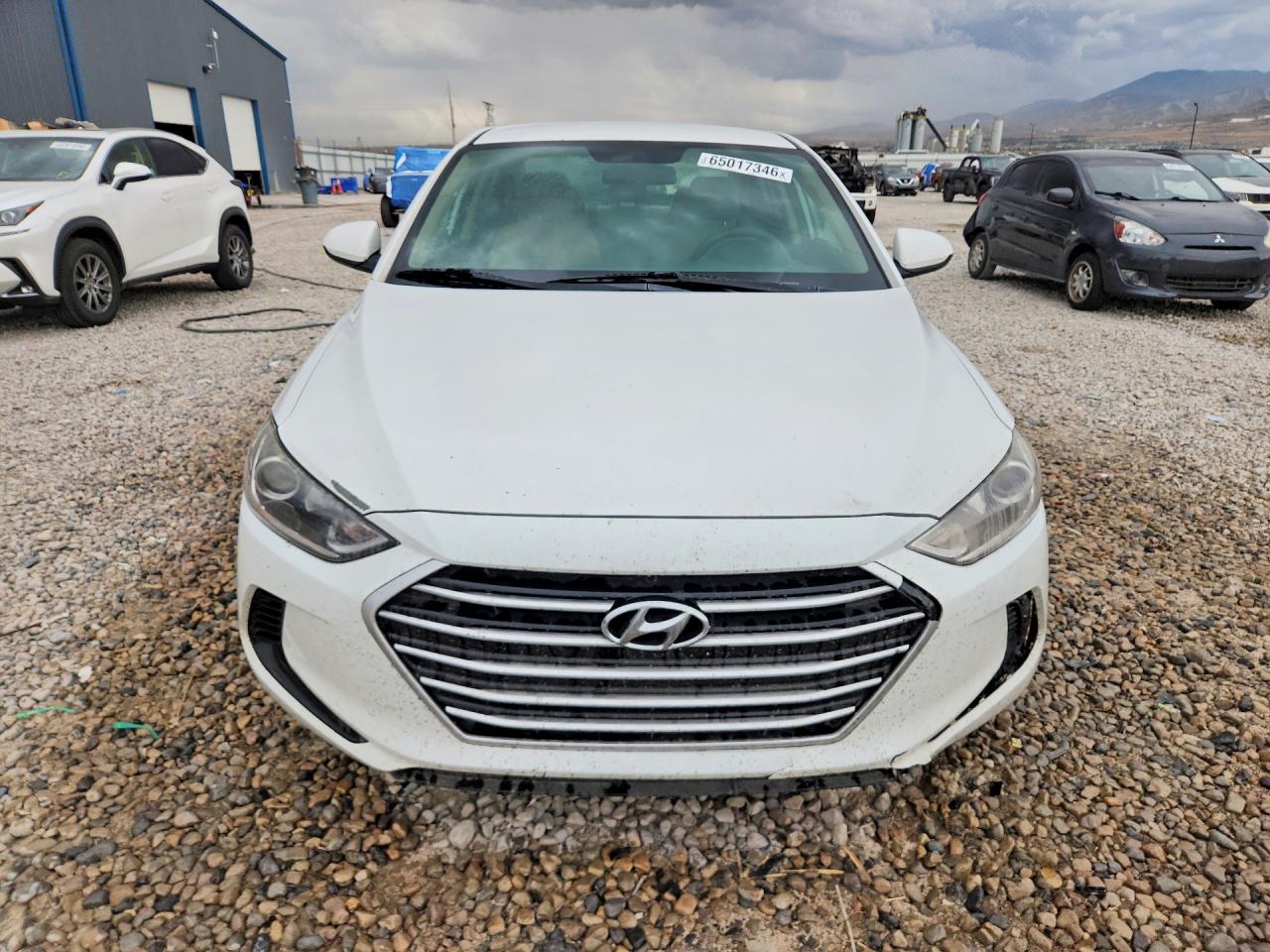2018 Hyundai Elantra Se White vin: 5NPD74LF7JH299446