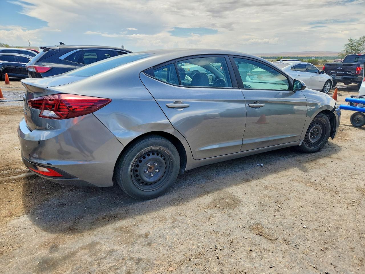 2019 Hyundai Elantra Se Gray vin: 5NPD74LF7KH459469