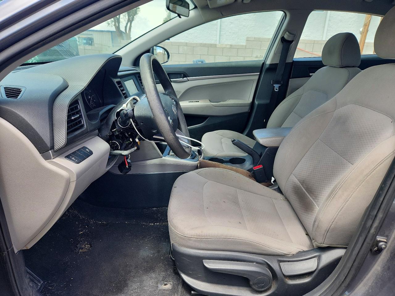 2019 Hyundai Elantra Se Gray vin: 5NPD74LF7KH459469