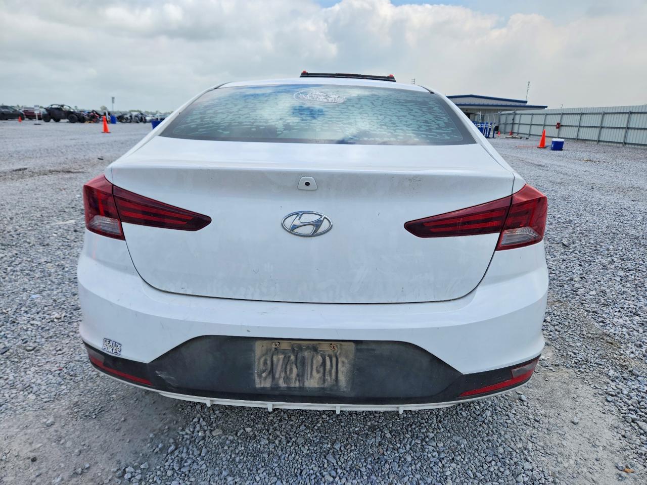 2020 Hyundai Elantra Se White vin: 5NPD74LF7LH523611