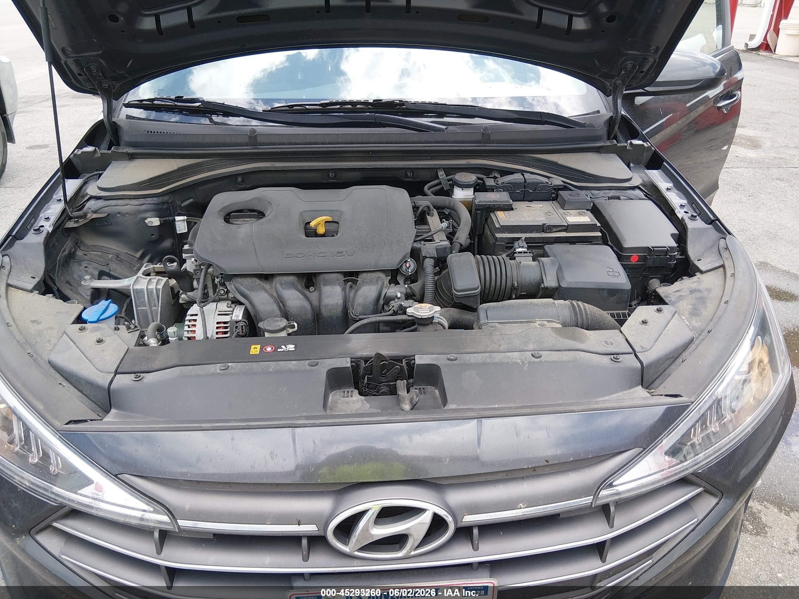2020 Hyundai Elantra Se Black vin: 5NPD74LF7LH606102